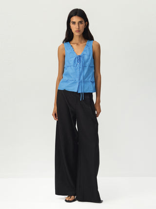 CUBIC Sleeveless Ruffle Tie-Front Top