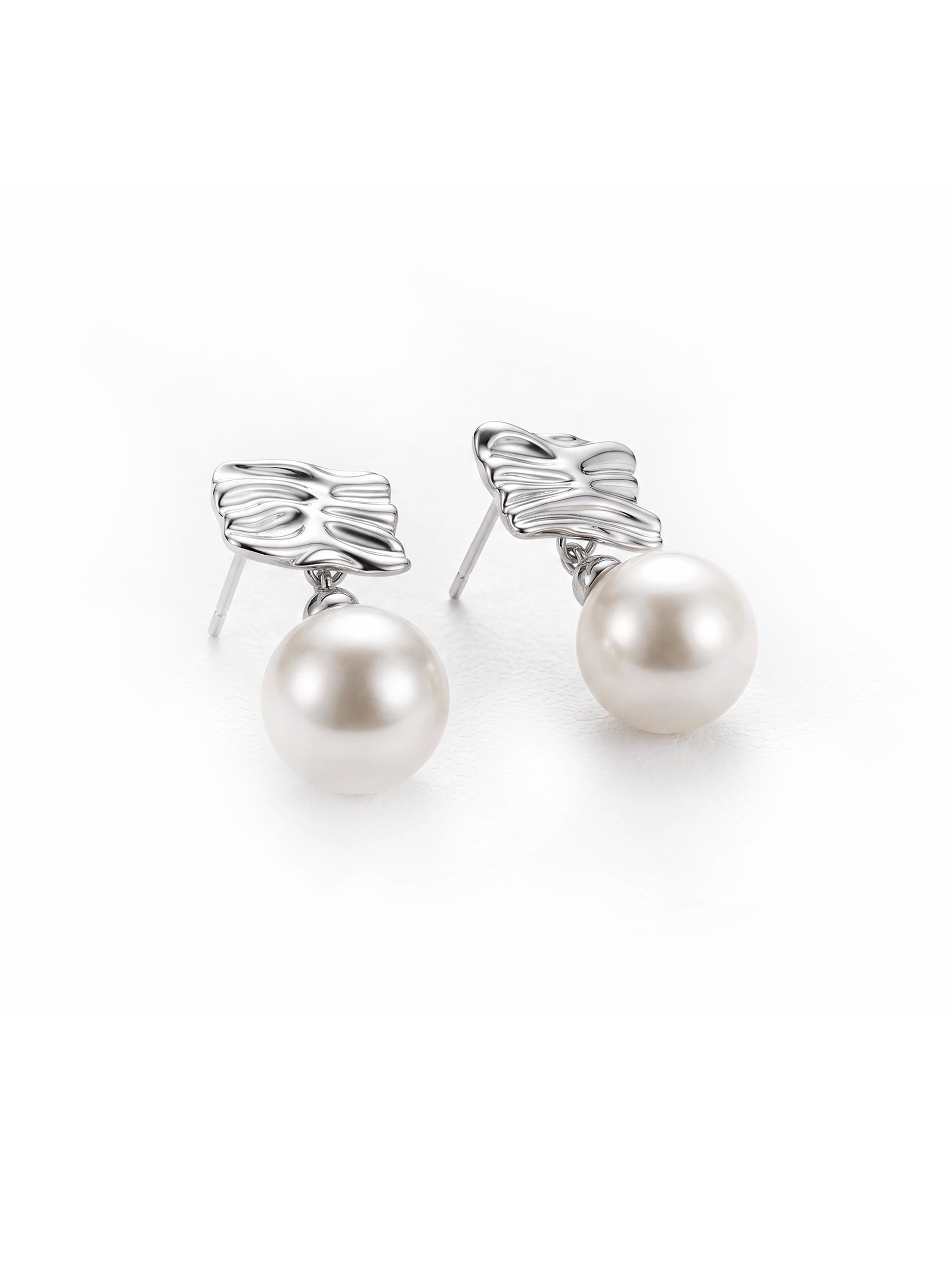 Textured Sheet Pearl Silver Earrings-1
