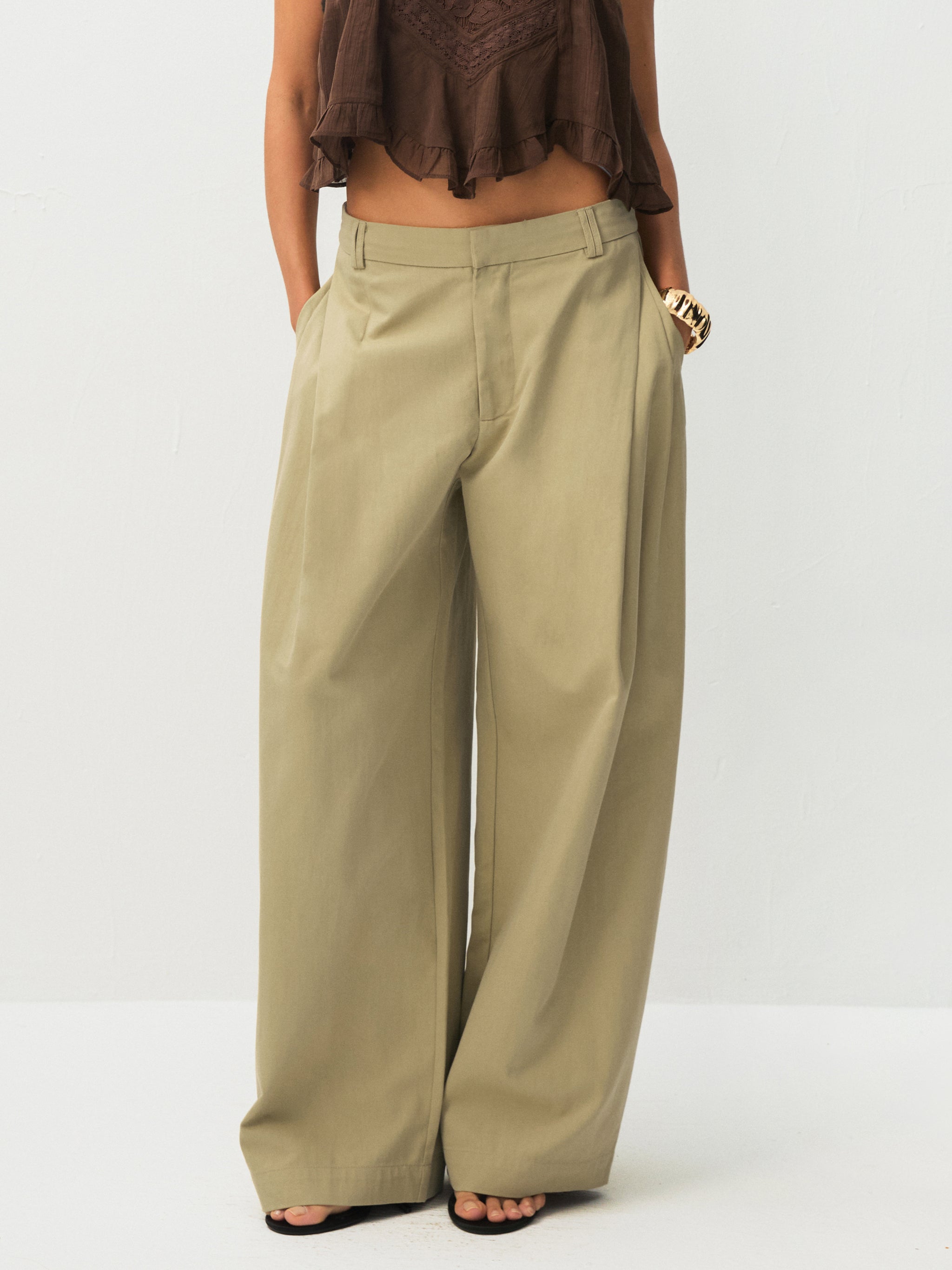 Wide-Leg Tapered Tailored Trousers
