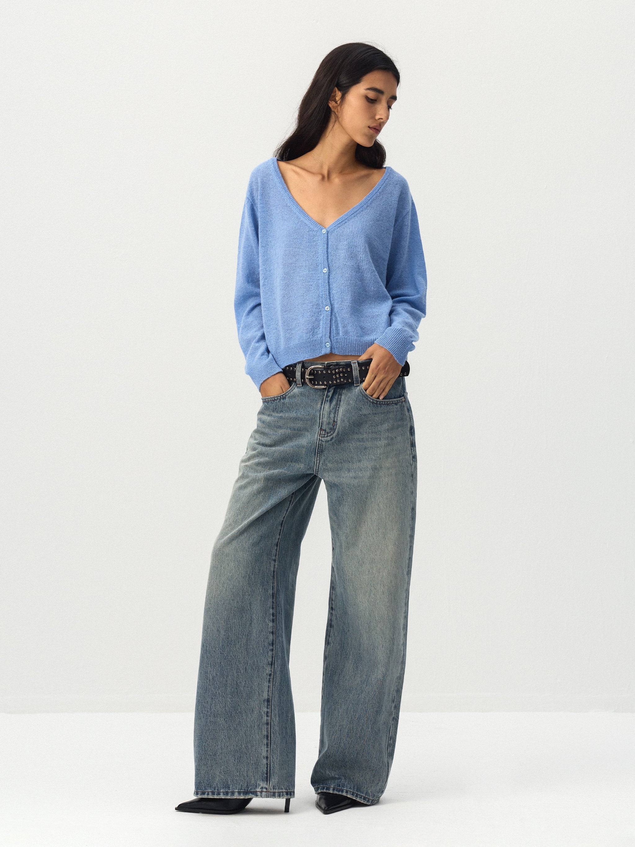 CUBIC Relaxed V-Neck Knit Cardigan