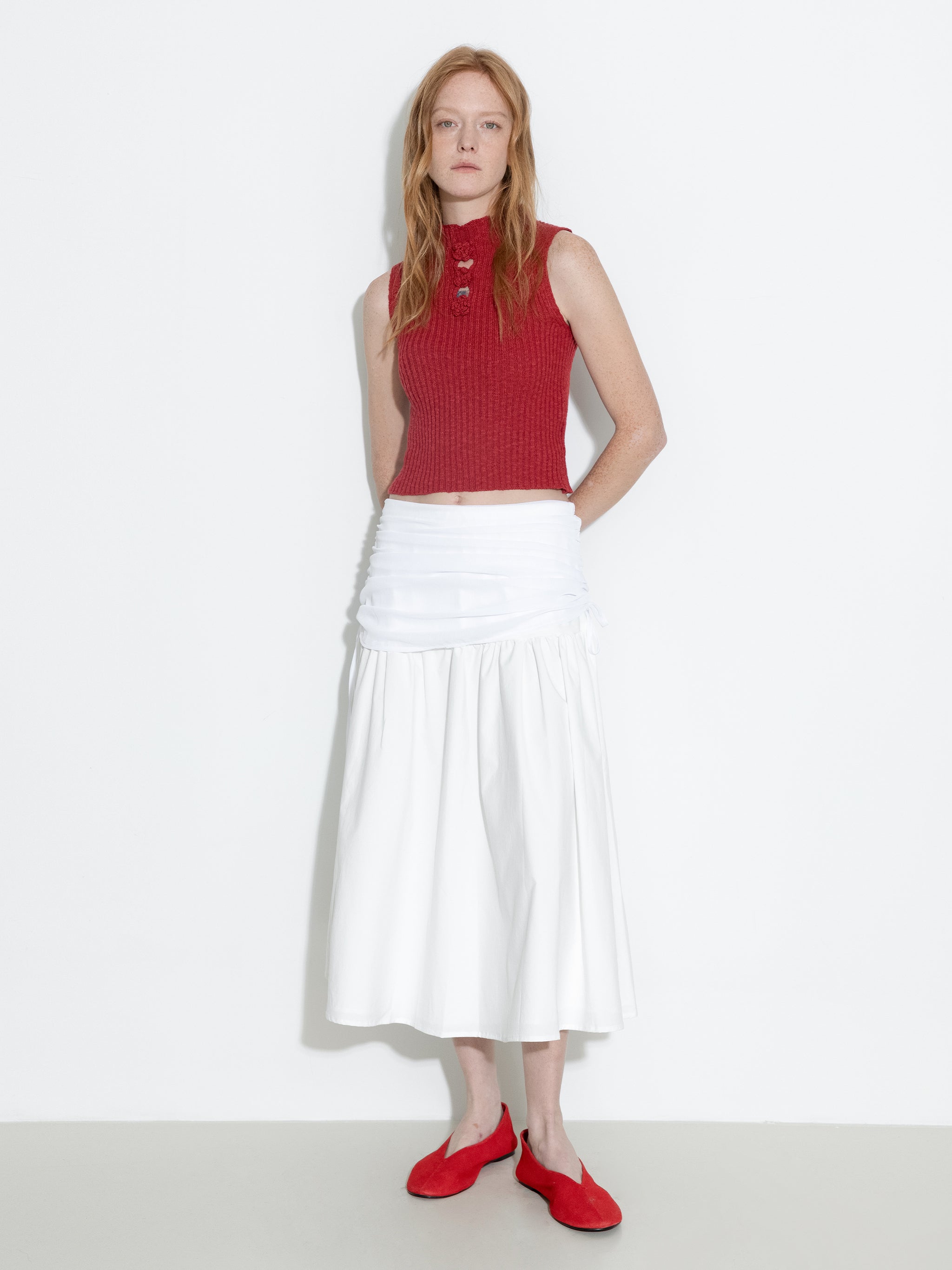 Flower 3D Sleeveless Knit Top-9