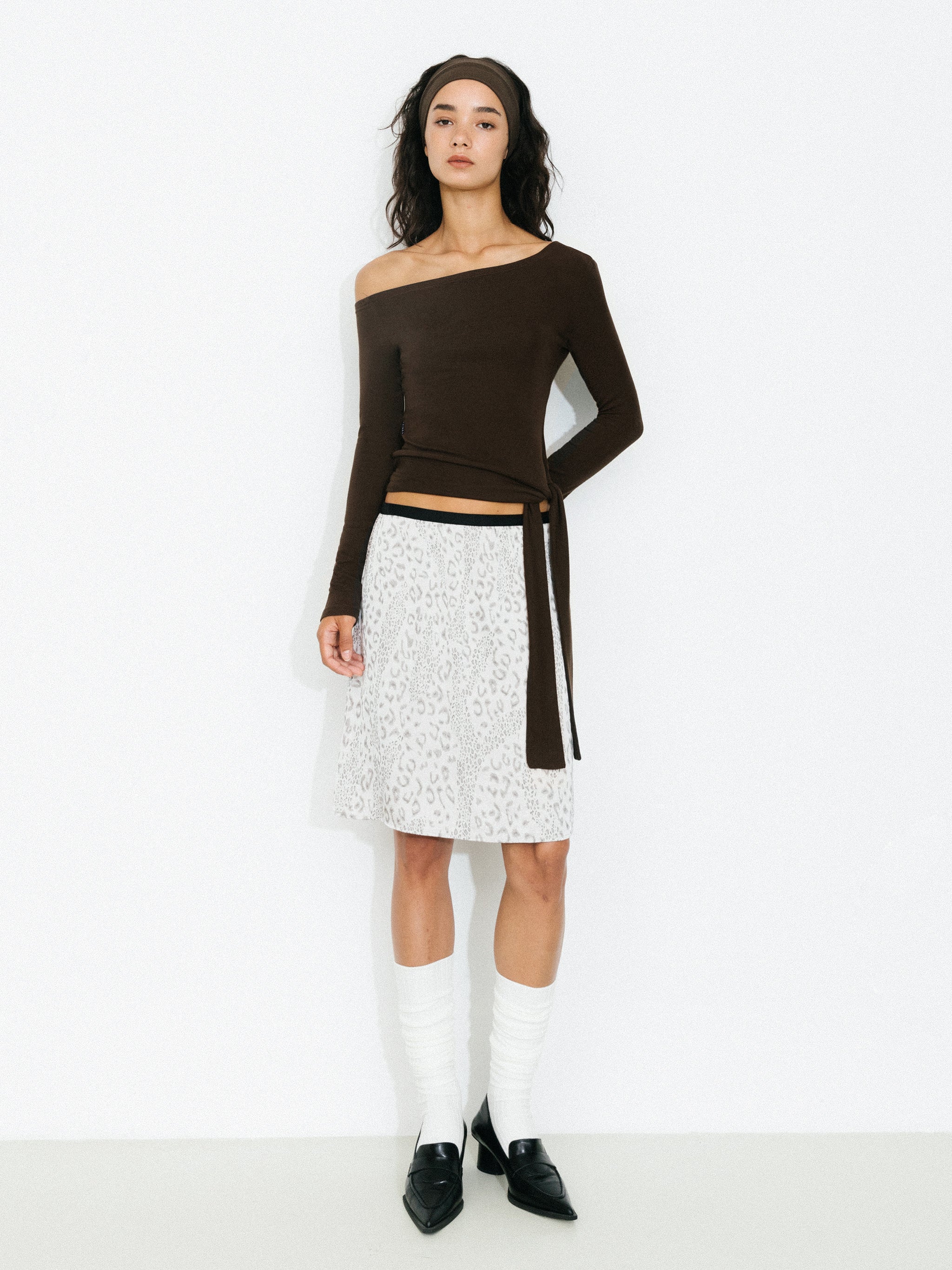 C by CUBIC One-Shoulder Slim-Fit Long-Sleeve Top