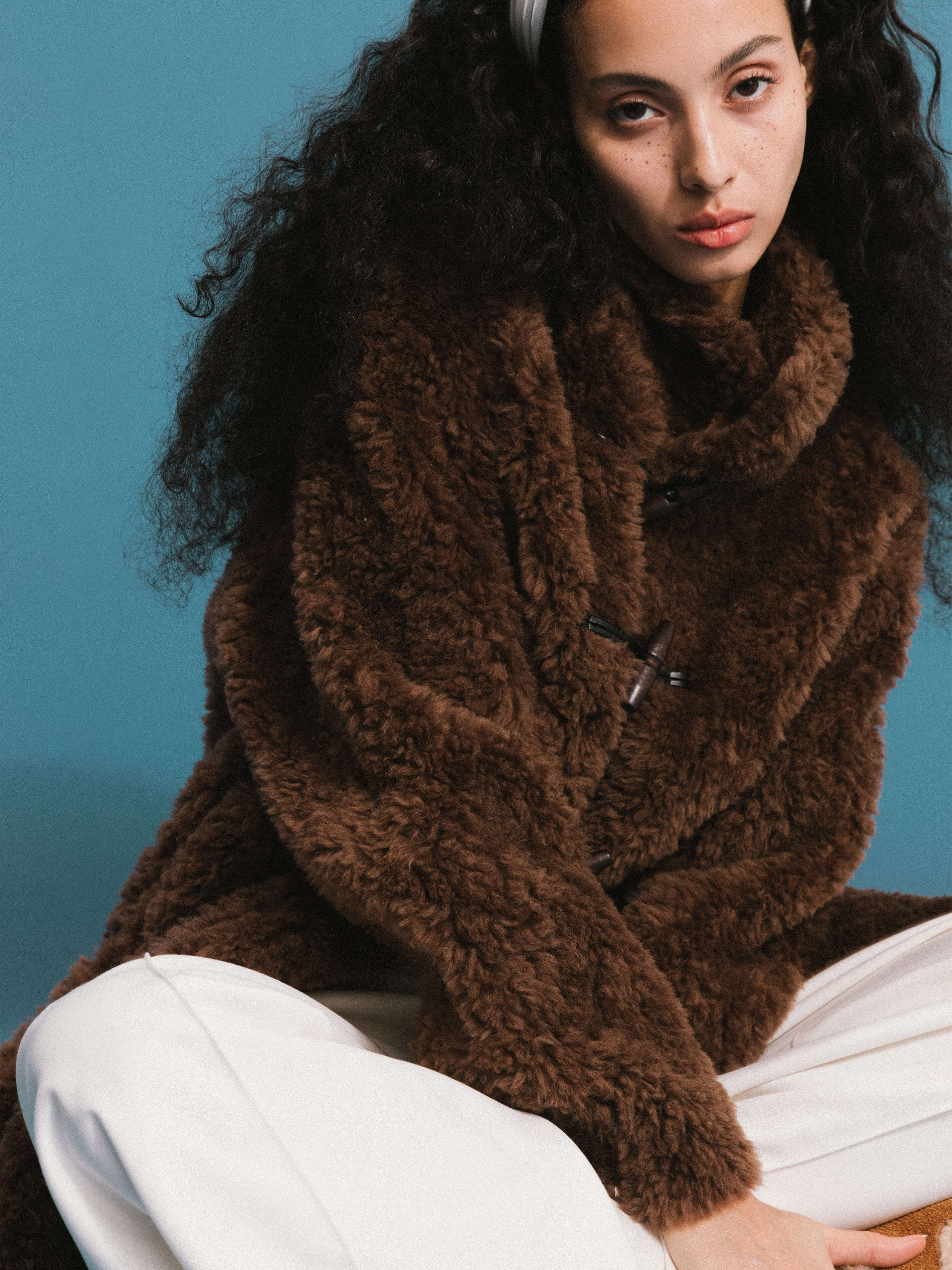 ONE BY CUBIC Hign Collar Furry 100% Wool Coat-1