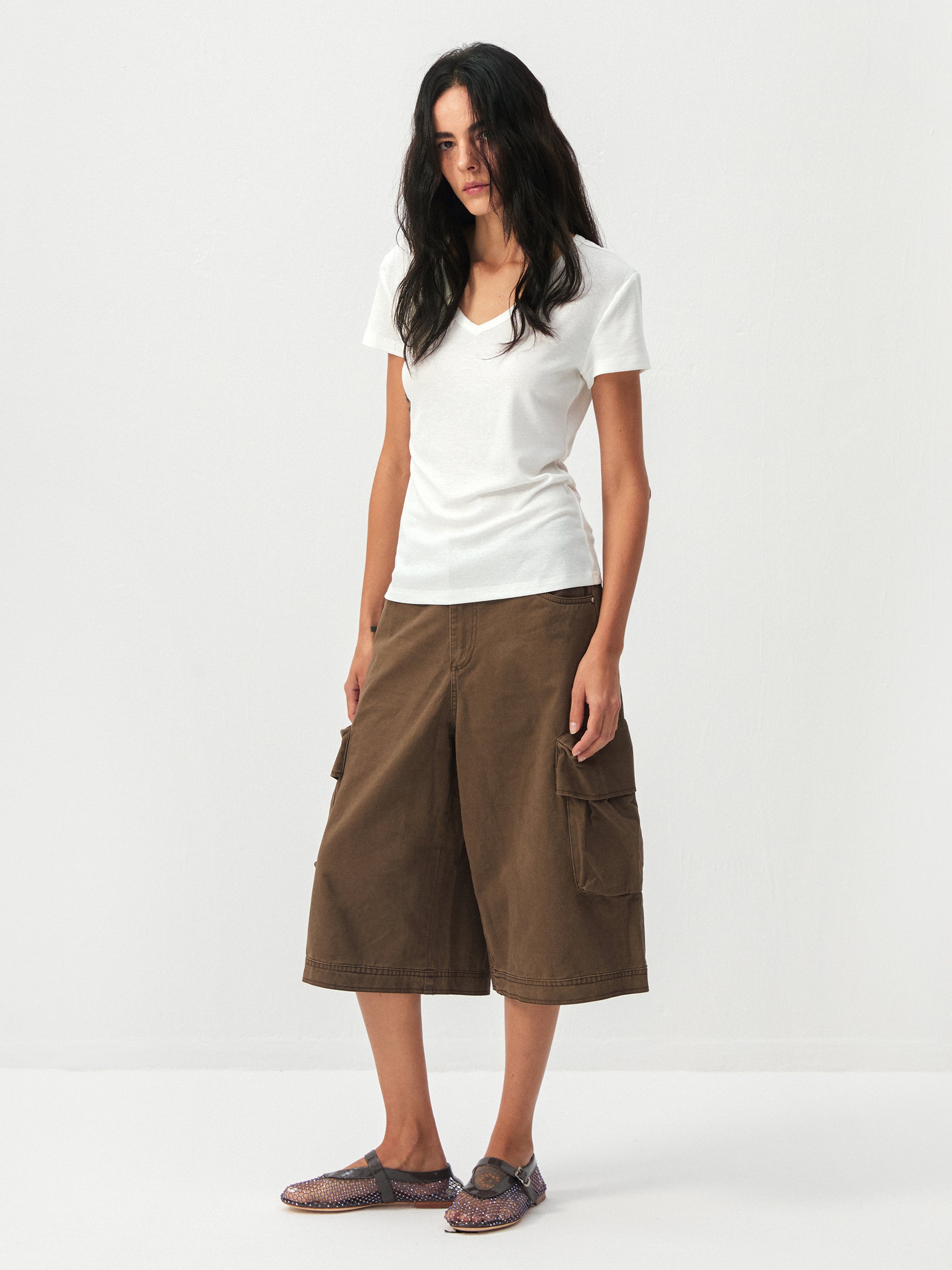 CUBIC Linen-Blend V-Neck Slim Fit Top