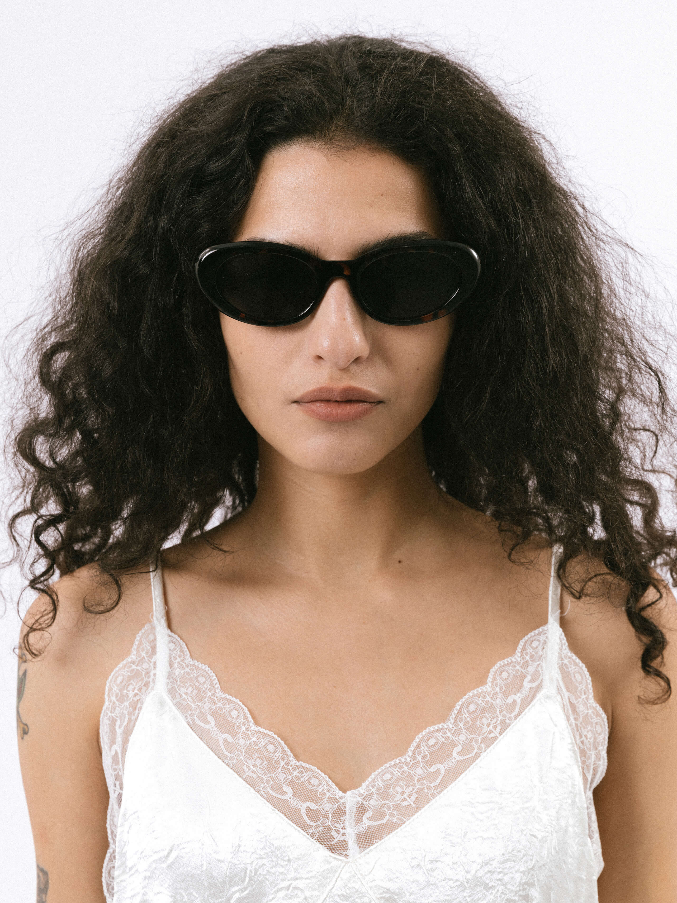Cat-Eye Sunglasses-2