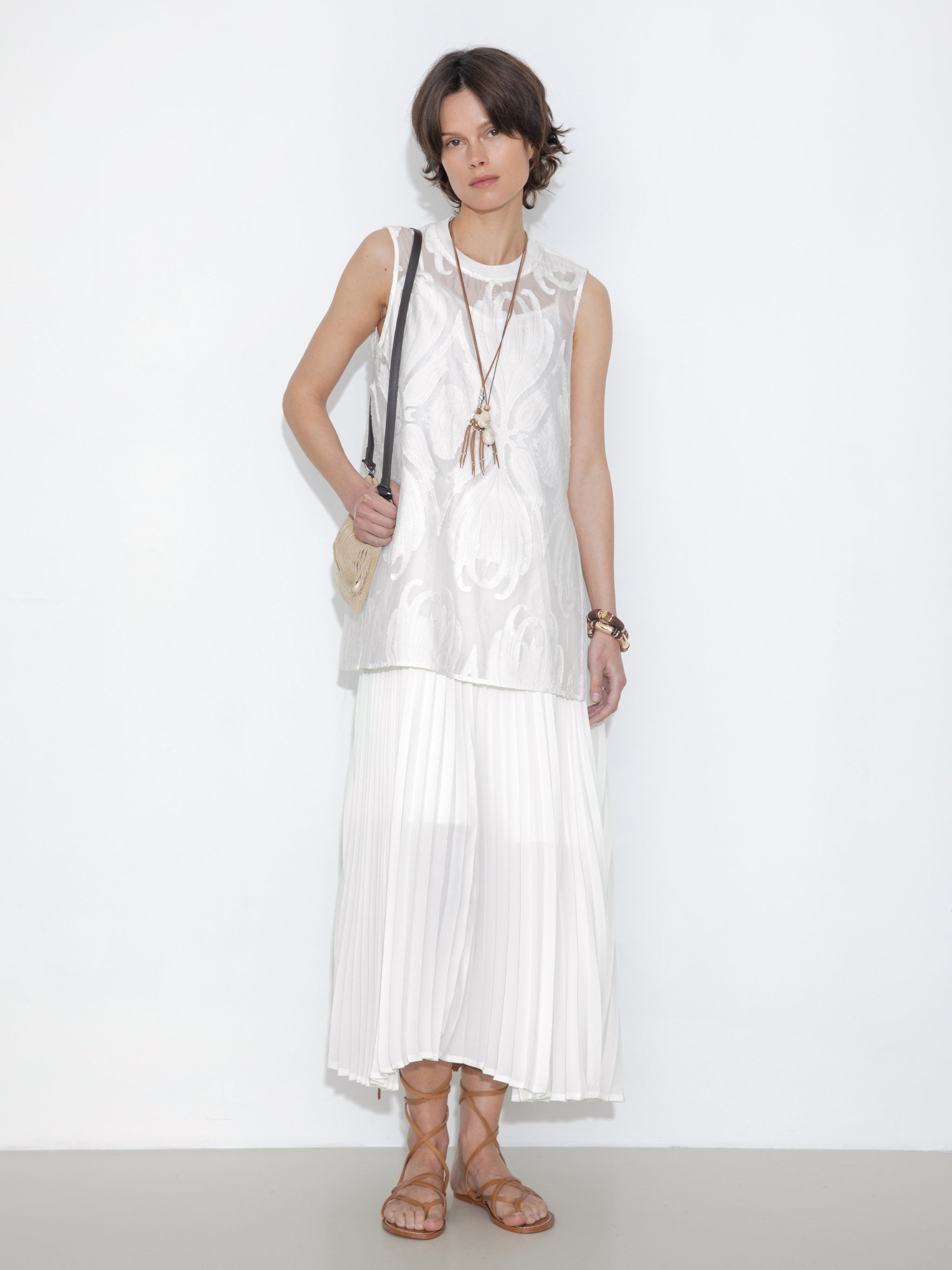 Sheer Patterned Sleeveless Pleated Skirt