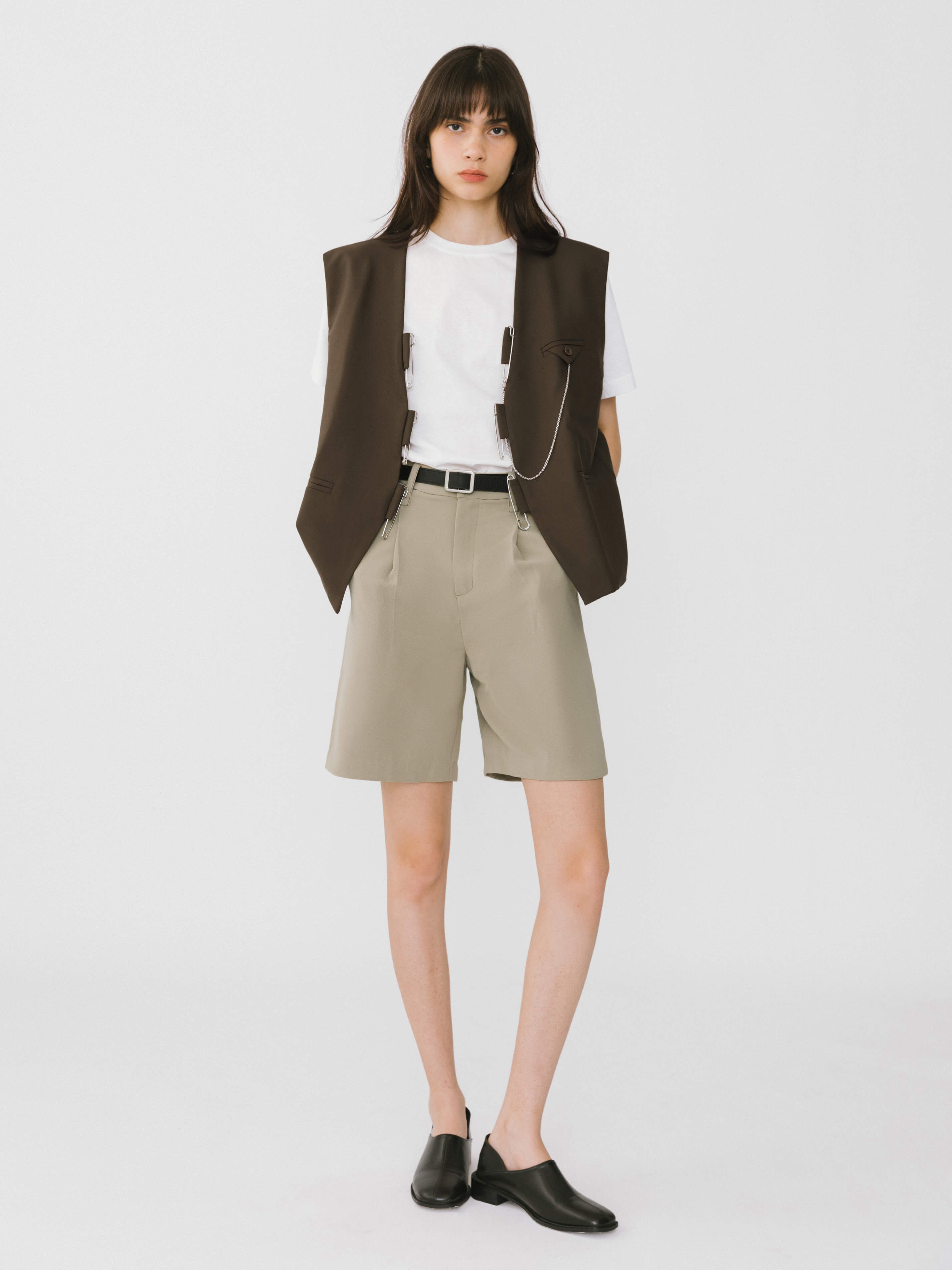 Asymmetric Cut Out Tailored Shorts-2