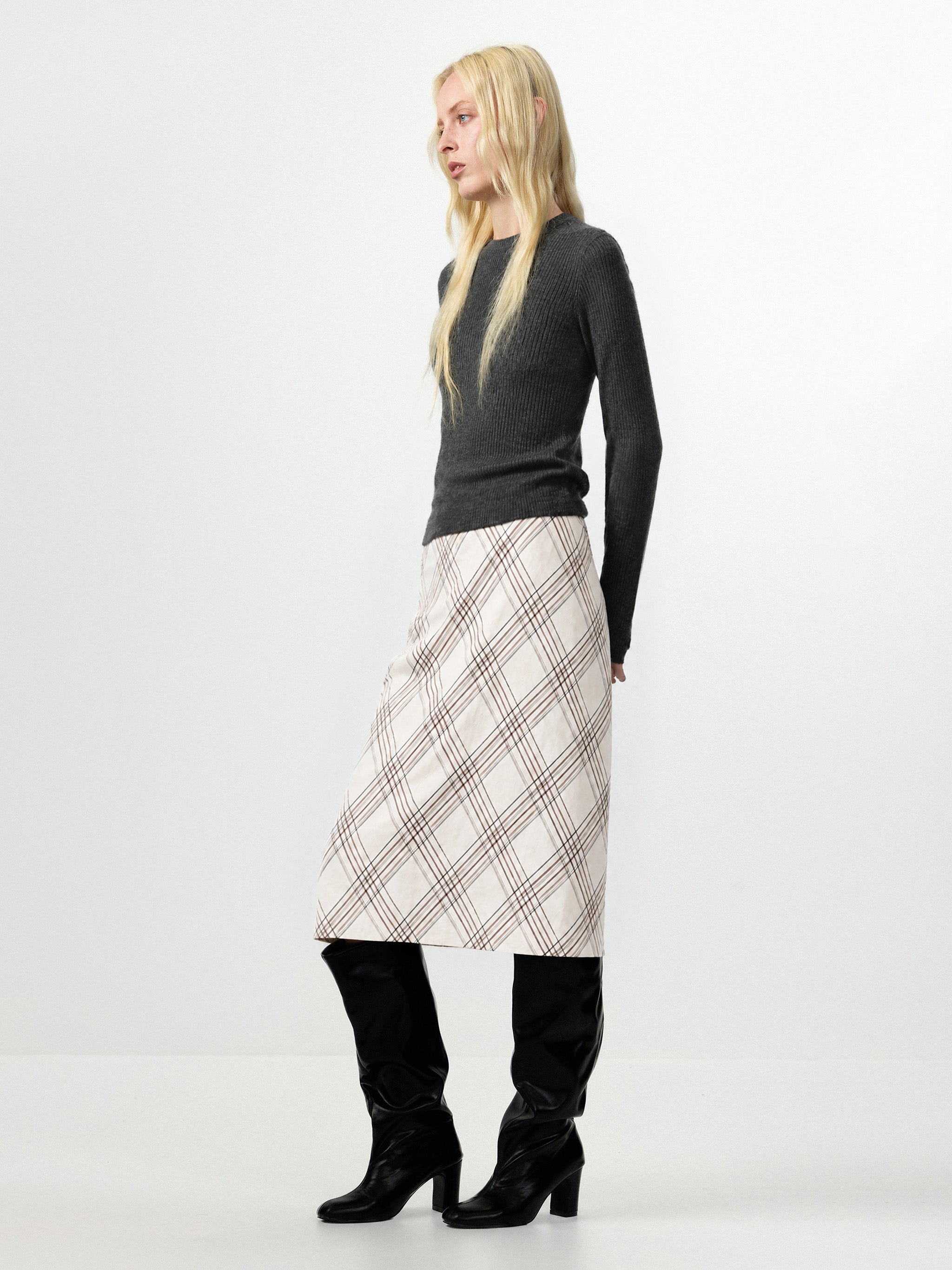 CUBIC Diagonal Check Mid-Rise Skirt-2