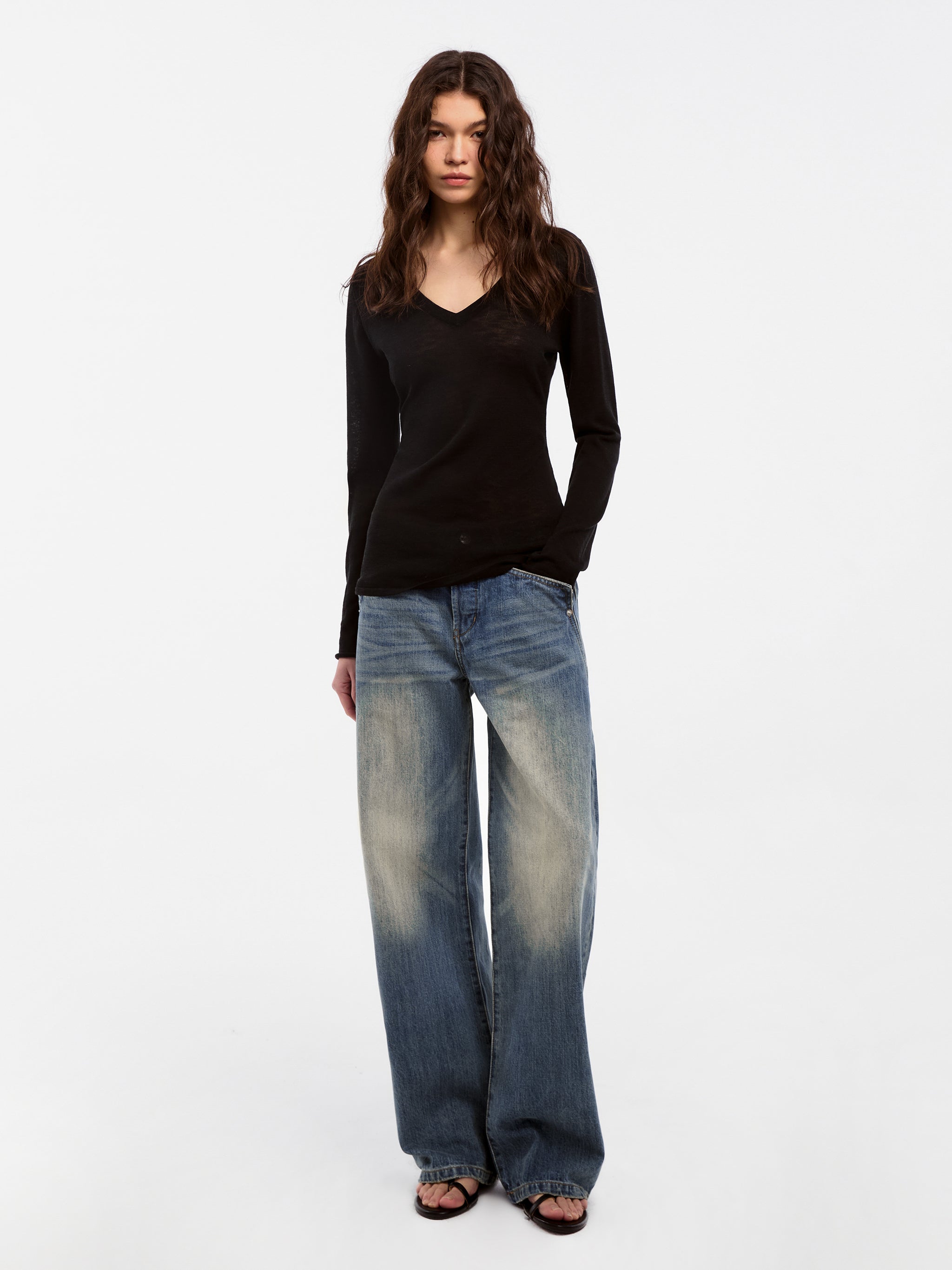 CUBIC Tencel Linen Blend V-Neck Knit Sweater-2