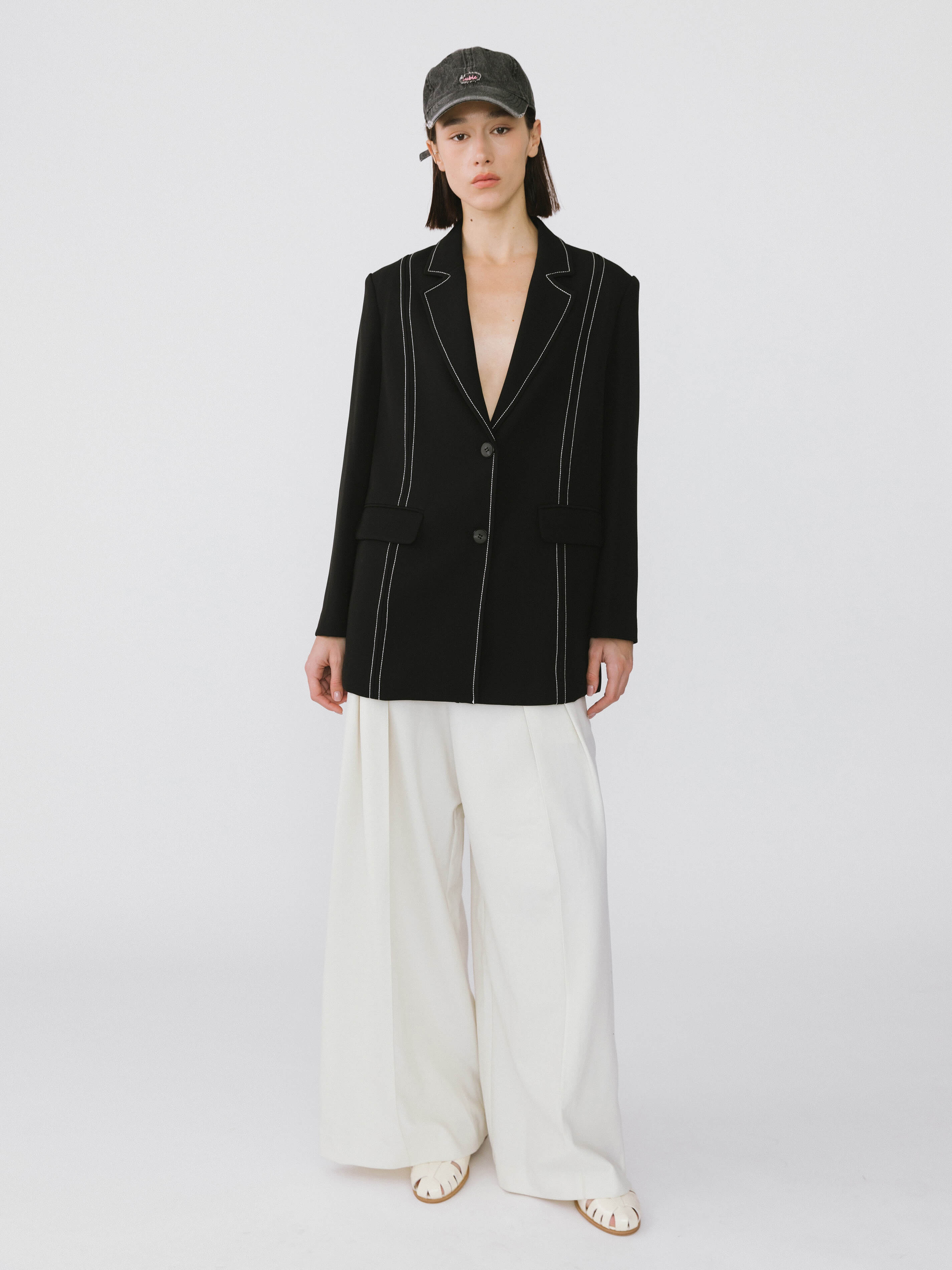 Single Breasted Contrast Topstitch Long Blazer-2
