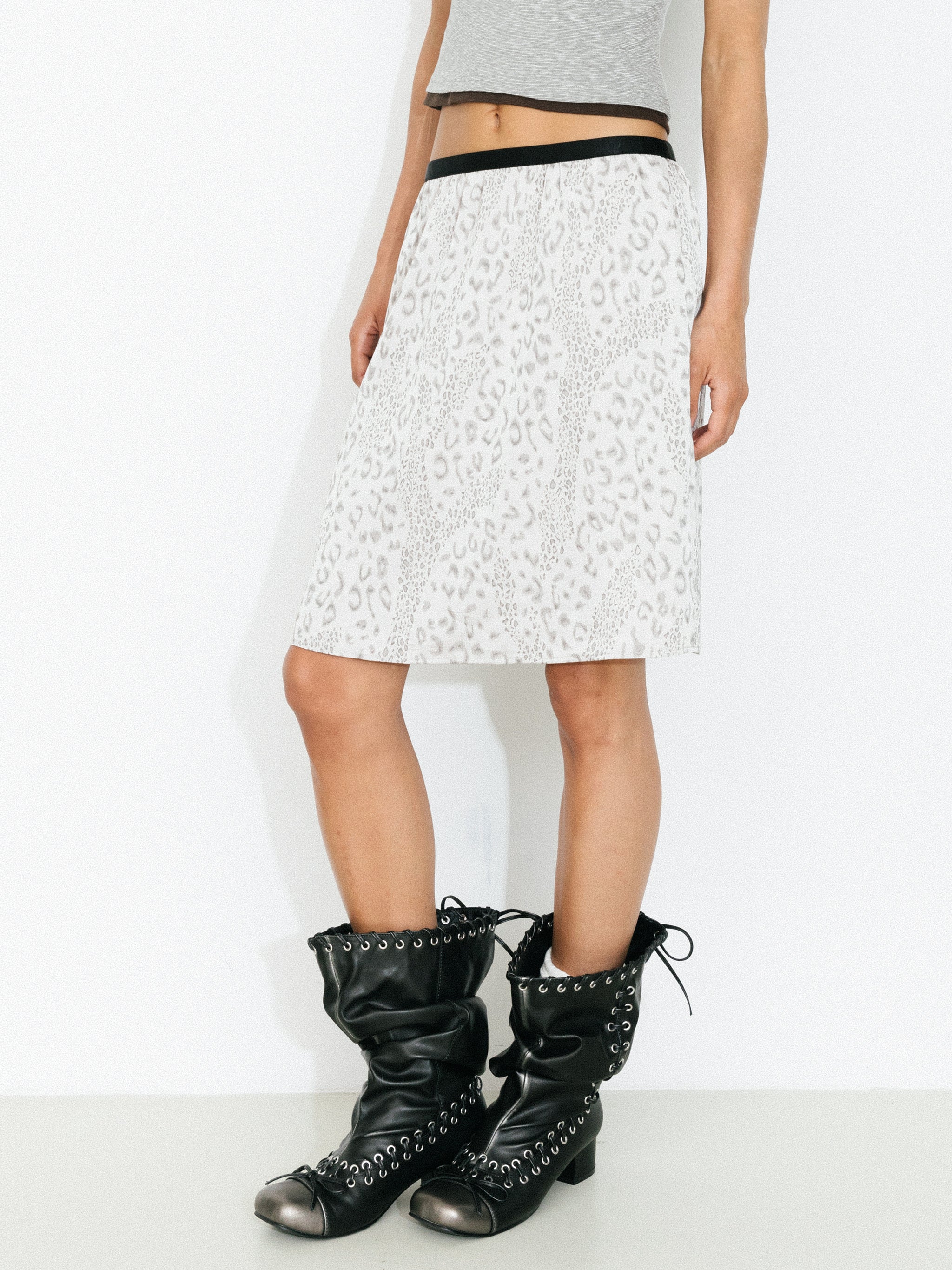 Leopard Print Straight Midi Skirt-2
