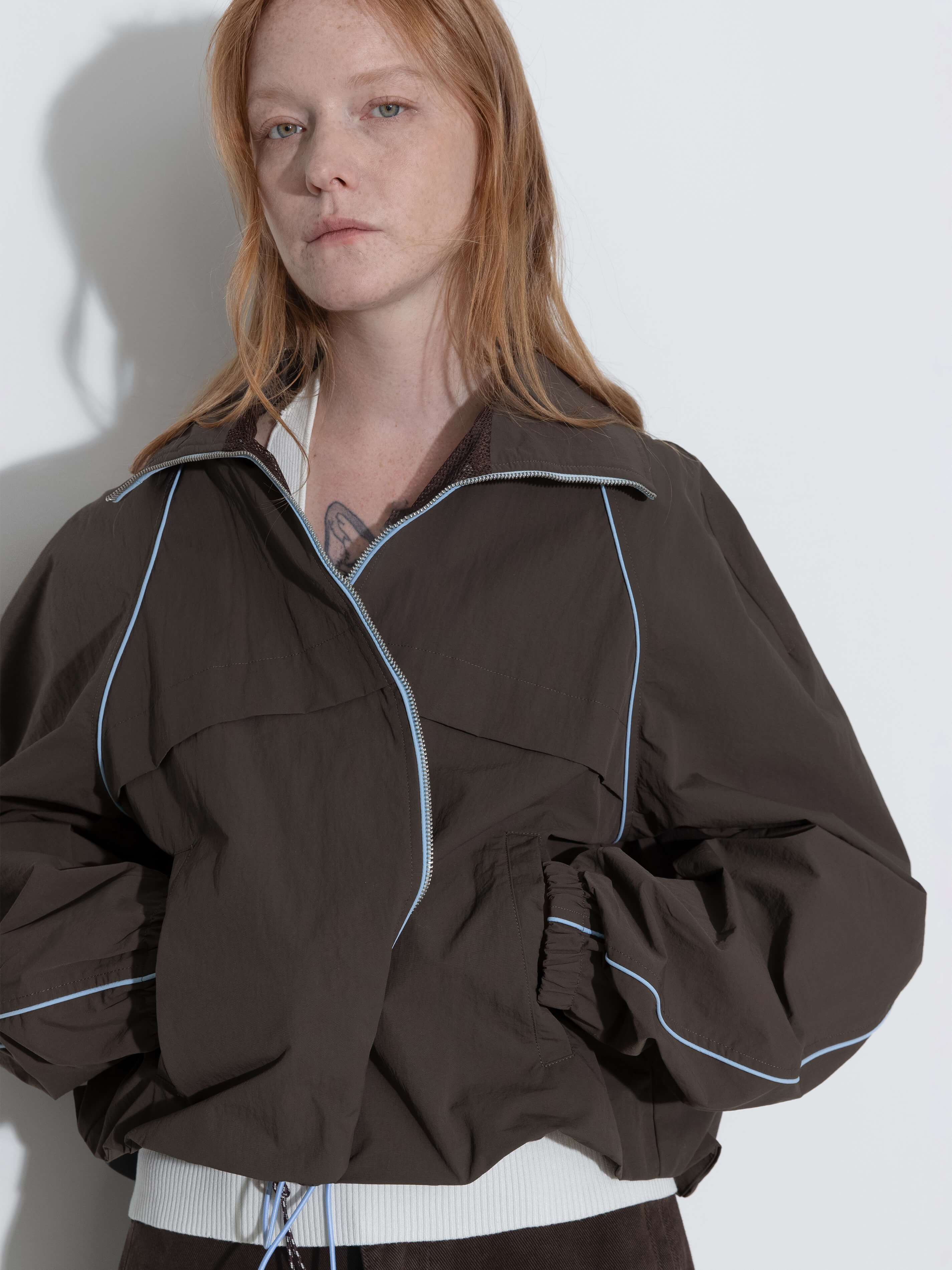 Color-Block Zipper Short Jacket-2