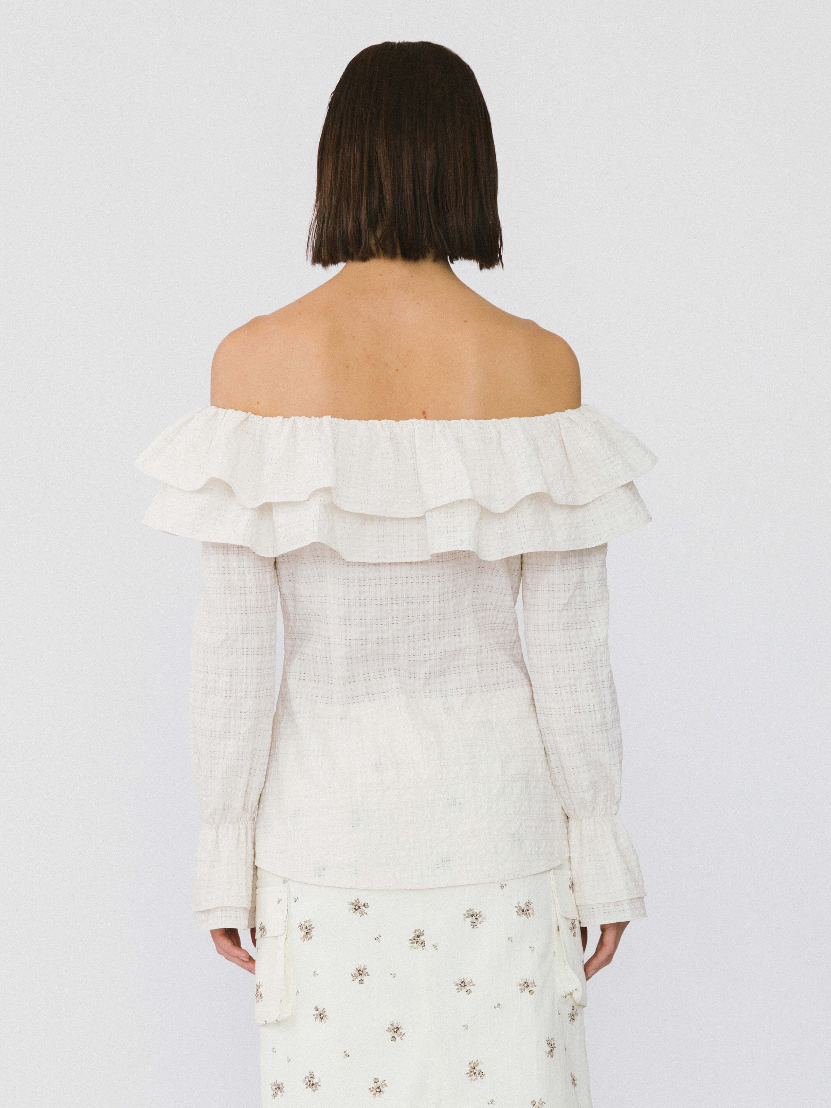 Frills Volume Off Neckline Shirt-6