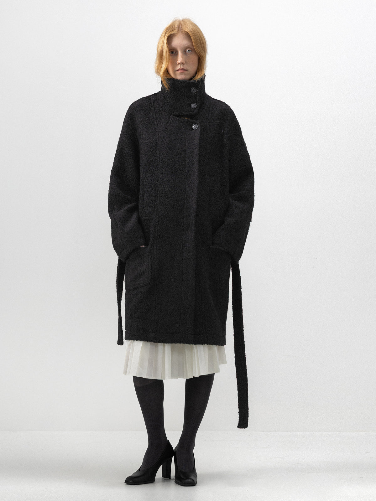 CUBIC Stand-Collar Cape-Style Wool Coat-2