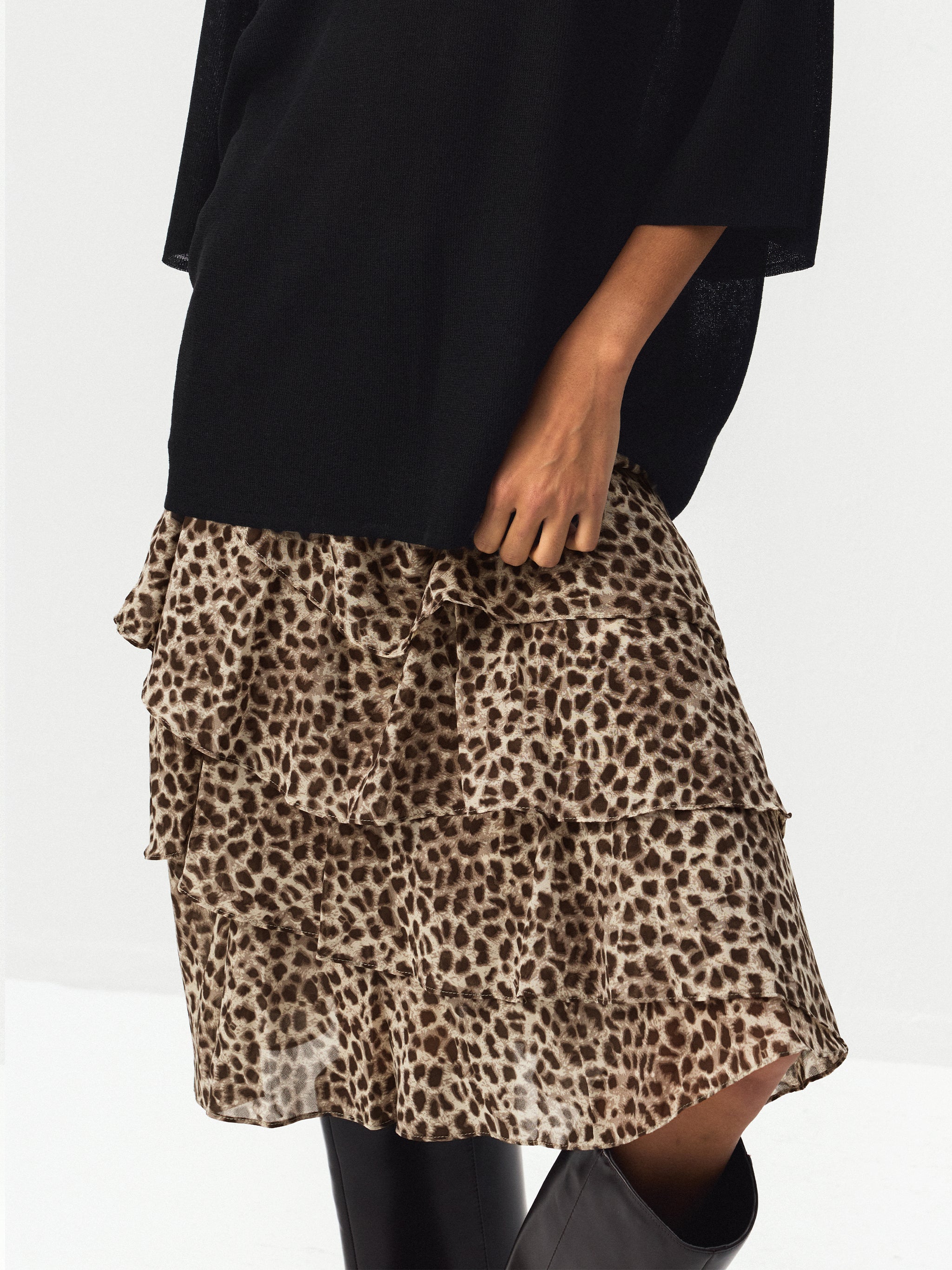 CUBIC Leopard Tiered Mini Skirt-2