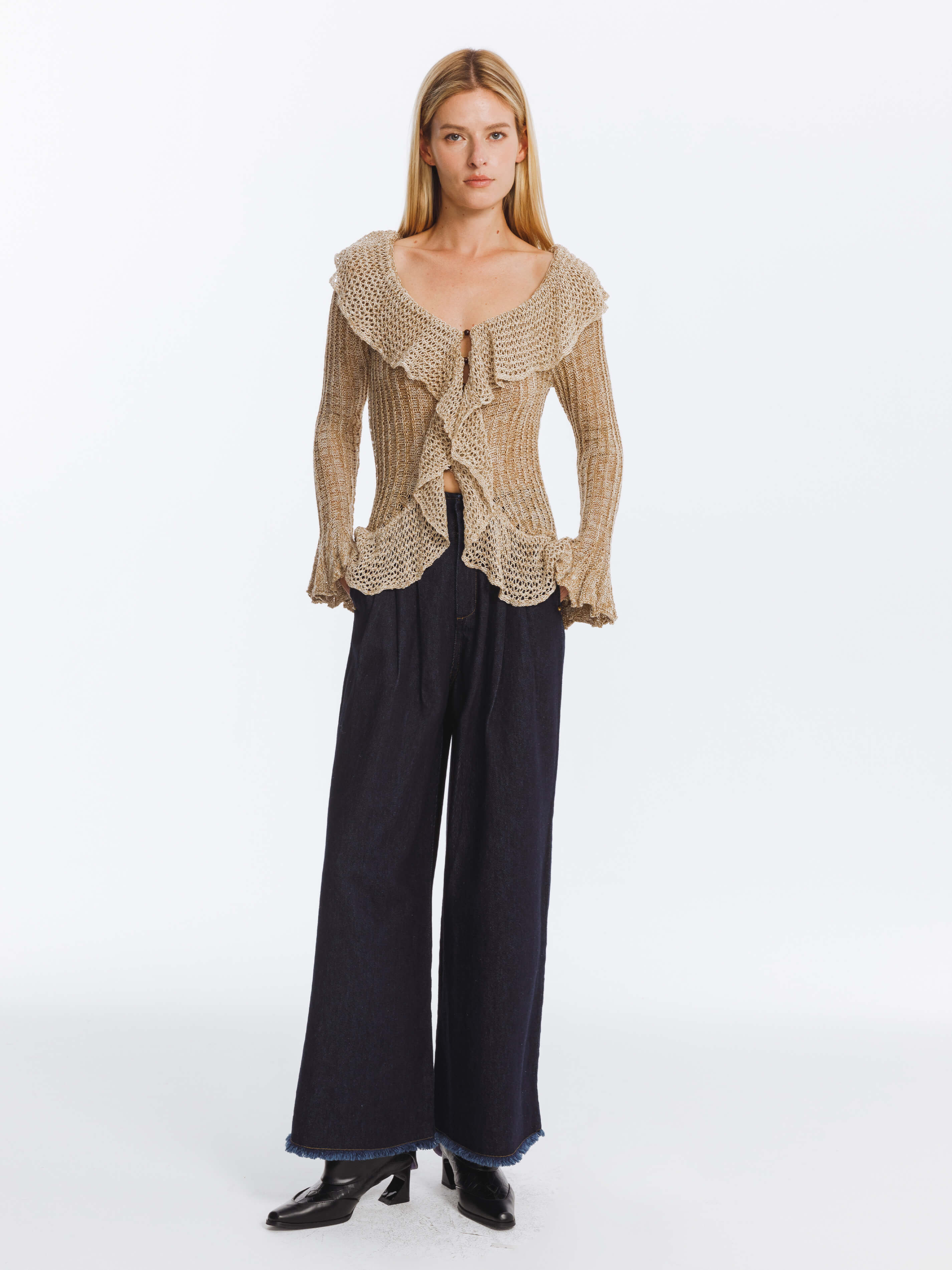 Special Yarn Hollowed Long Sleeves Knit Top-2