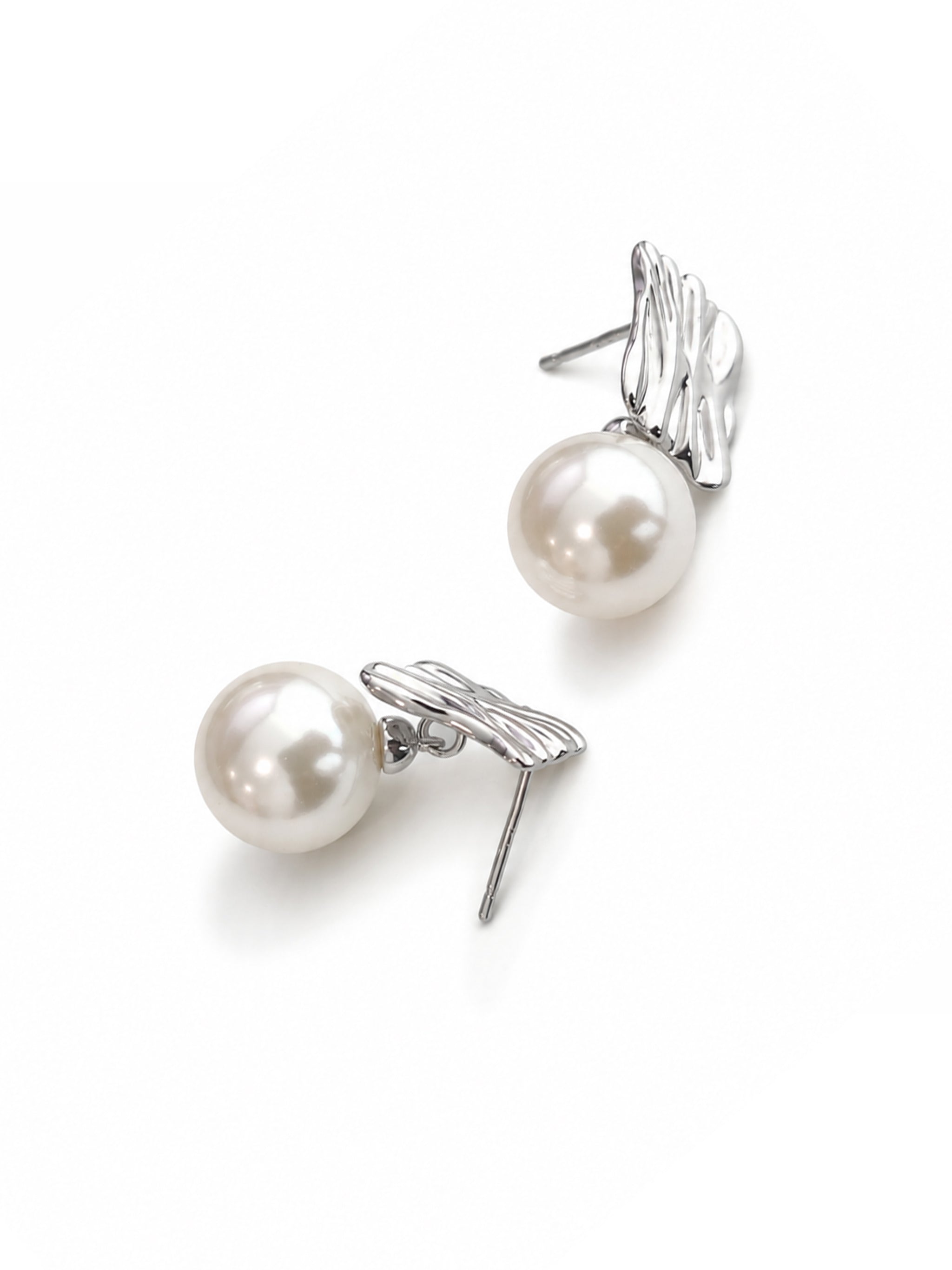 Textured Sheet Pearl Silver Earrings-2