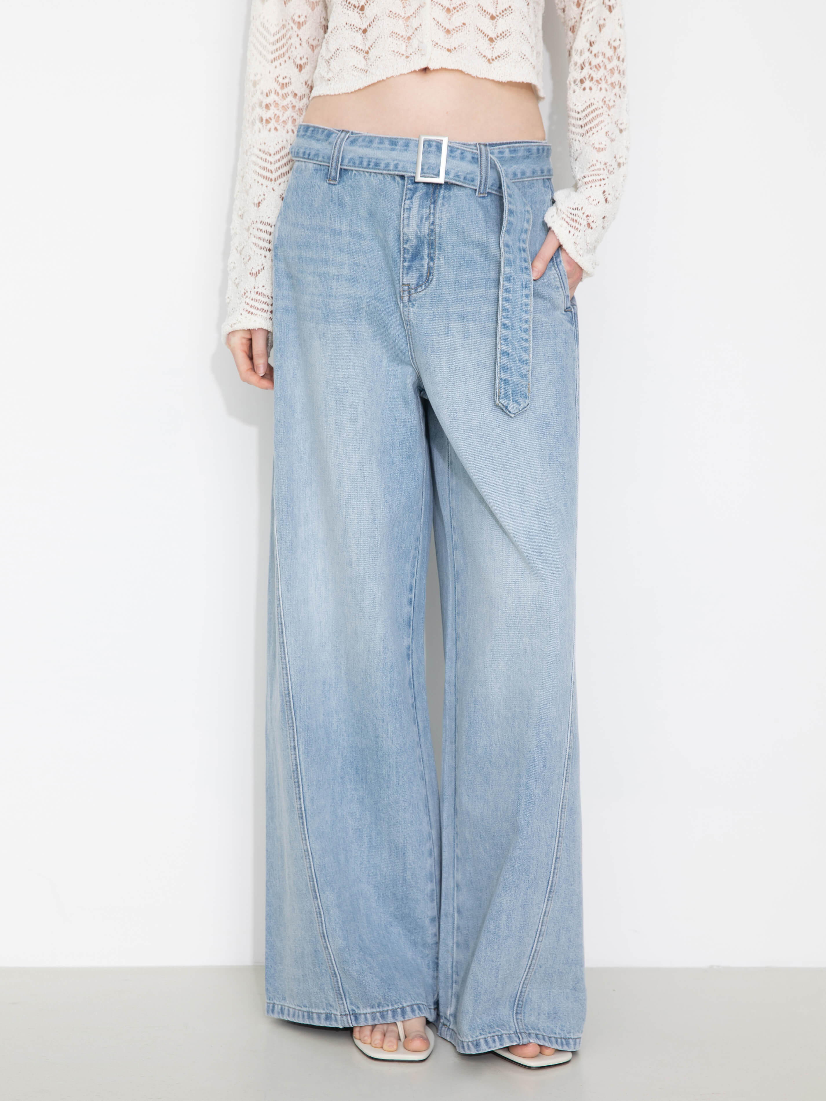 Wide-Leg Straight Jeans with Belt-2