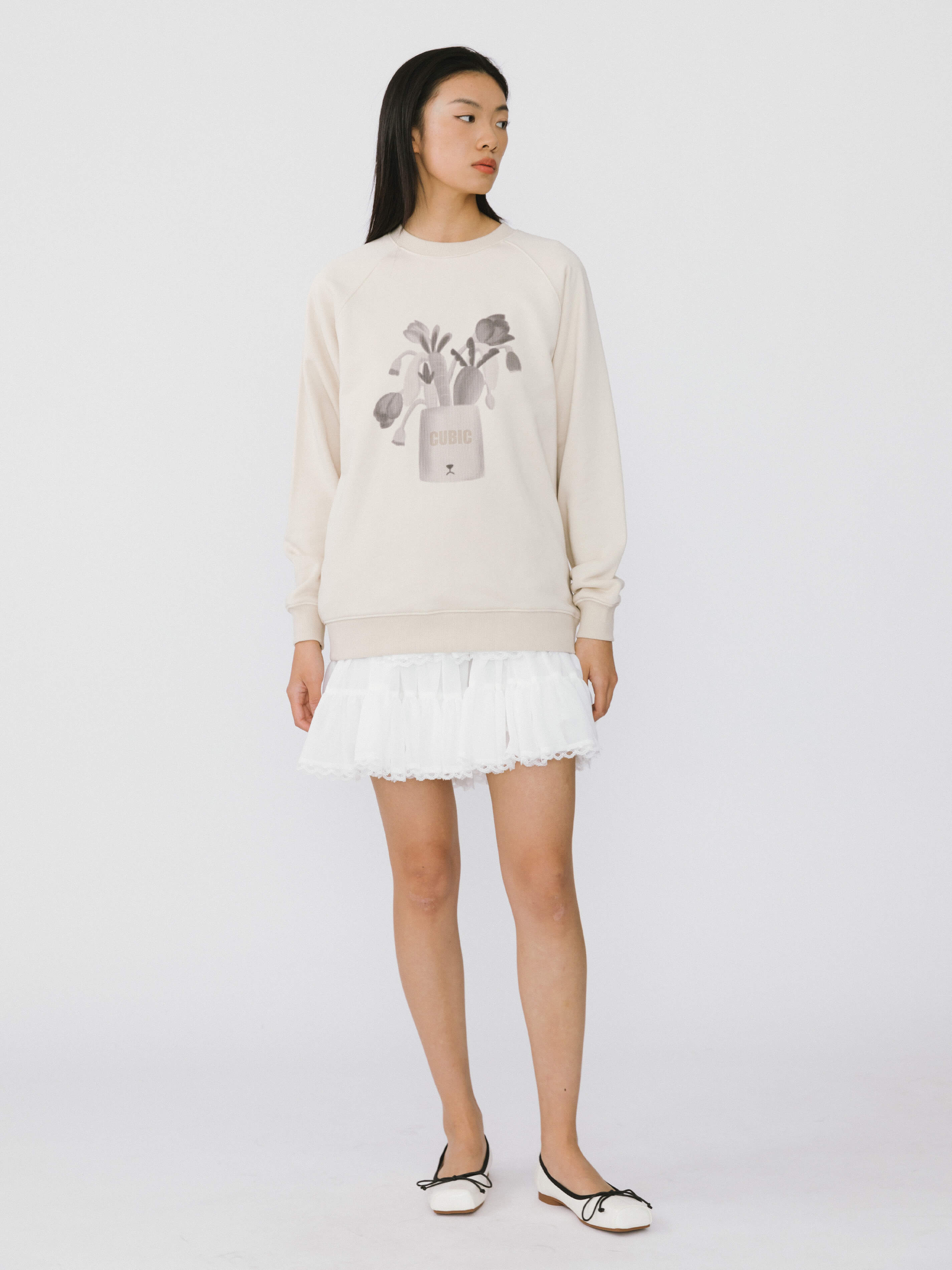 Round Neck Printed Sweatshirt-2