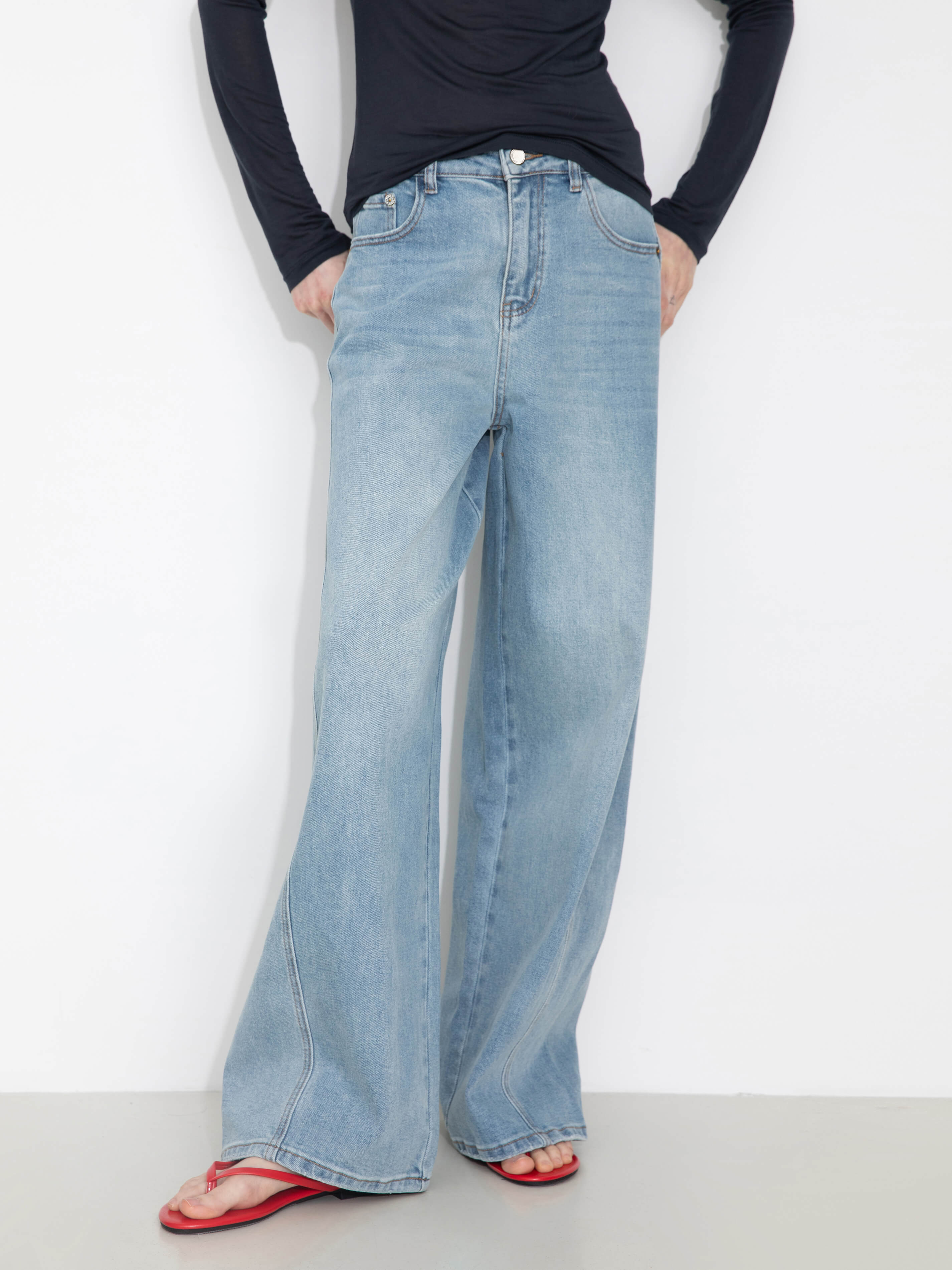 High-Waisted Wide-Leg Straight Jeans-2