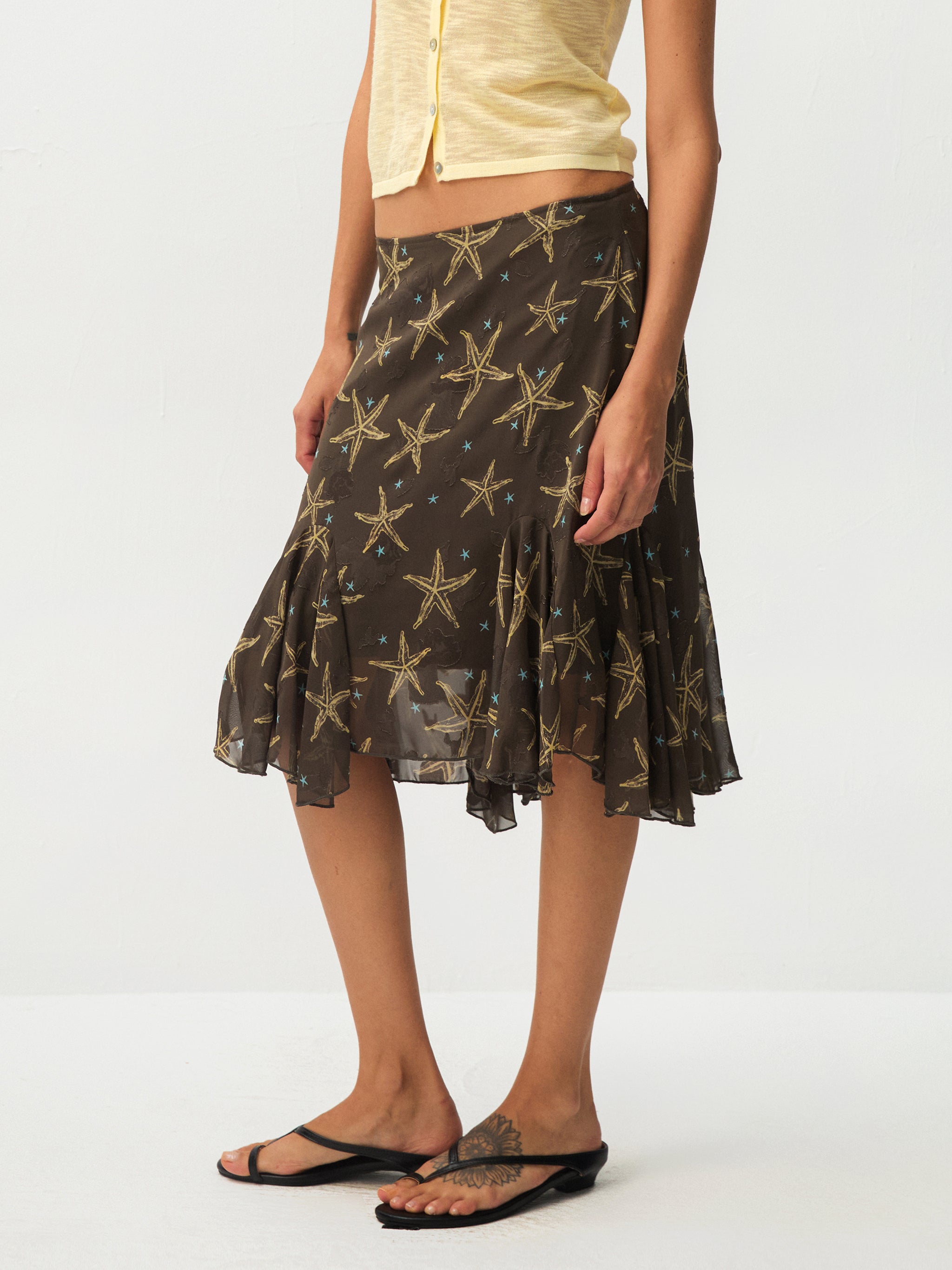 CUBIC Starfish Print Flare Midi Skirt-2
