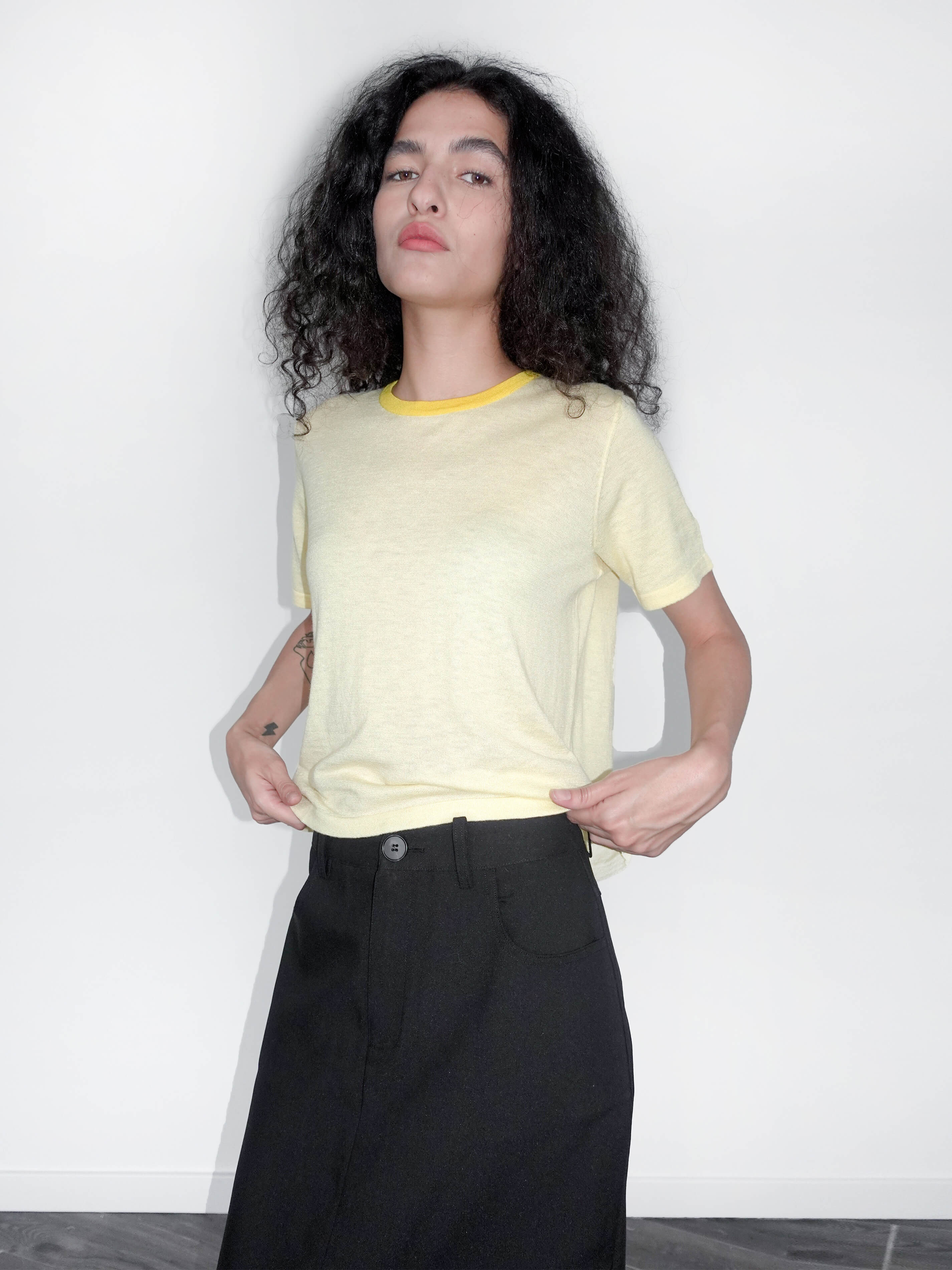 Contrast Color T-shirt with Wool Blend-9
