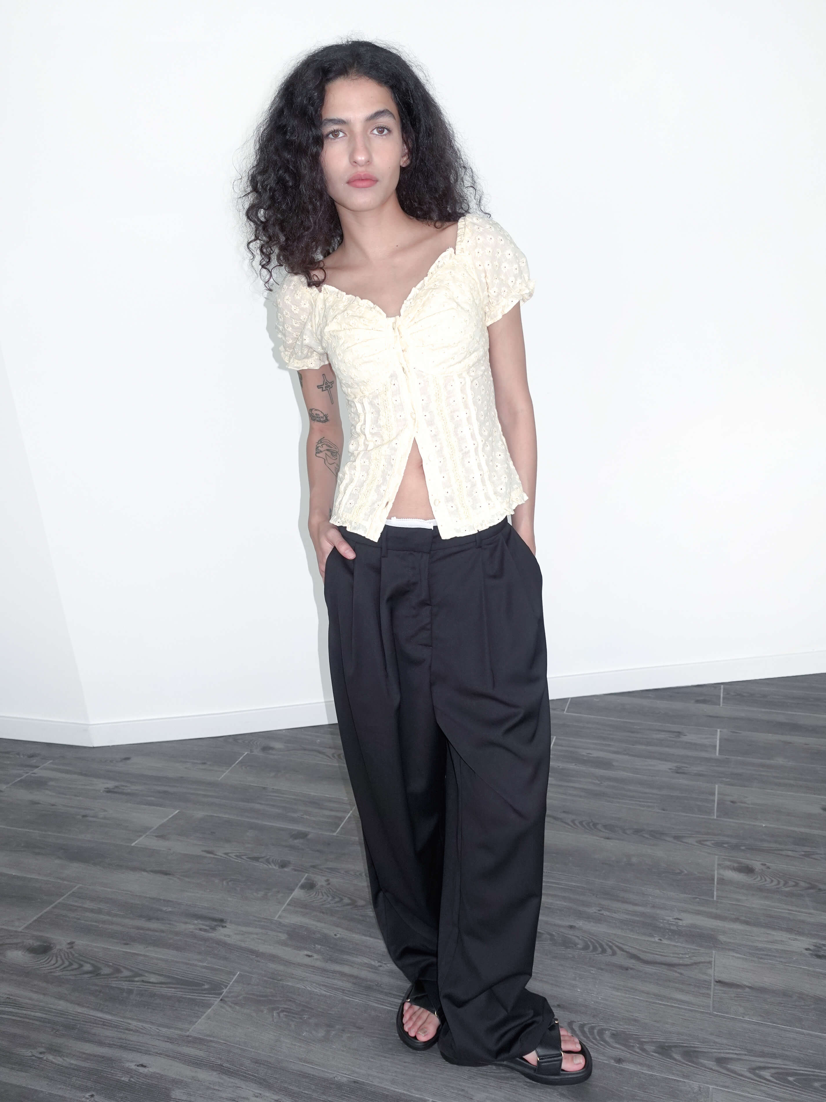 Embroidered Lace Puff Sleeve T-Shirt-3
