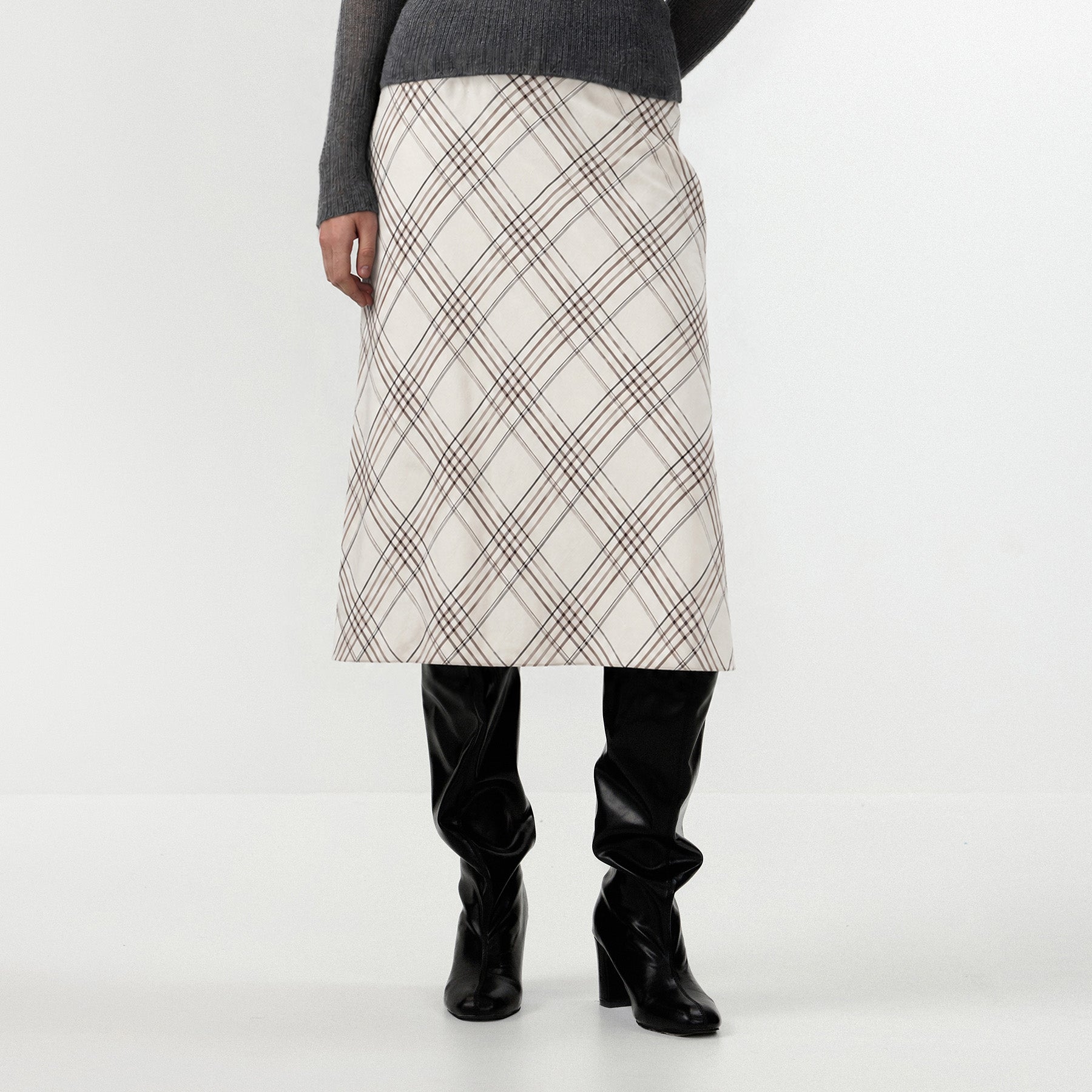 CUBIC Diagonal Check Mid-Rise Skirt-3