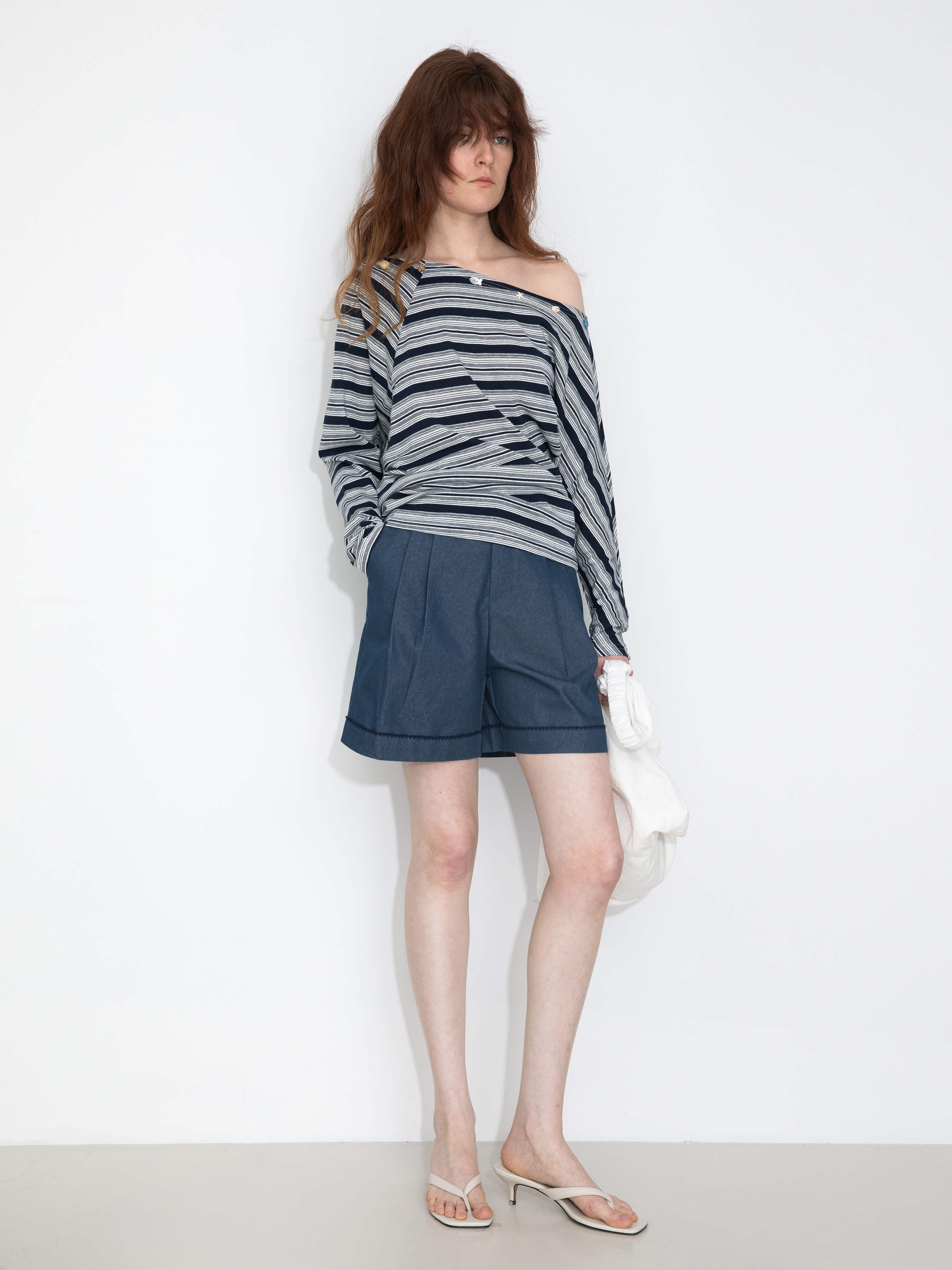 Pleated Wide-Leg Shorts-4