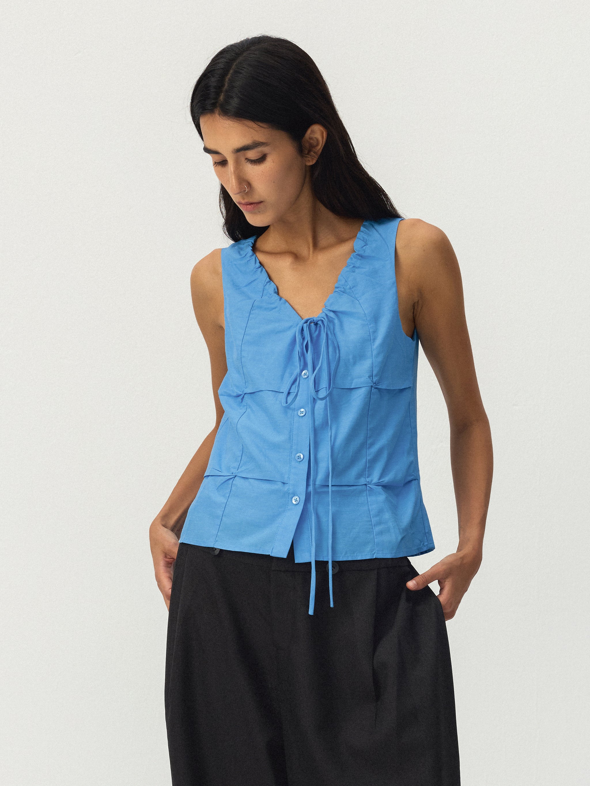CUBIC Sleeveless Ruffle Tie-Front Top-3