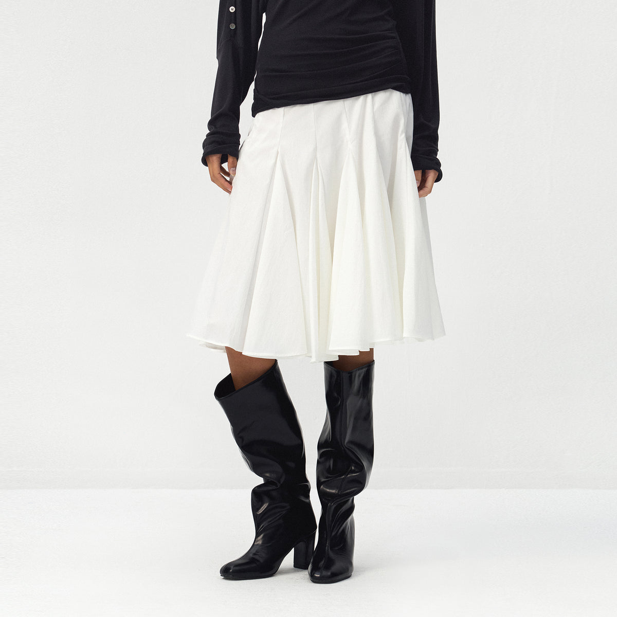 CUBIC Pleated Flared Midi Skirt-3
