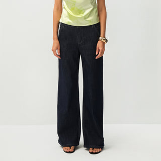 CUBIC Classic Straight Leg Jeans
