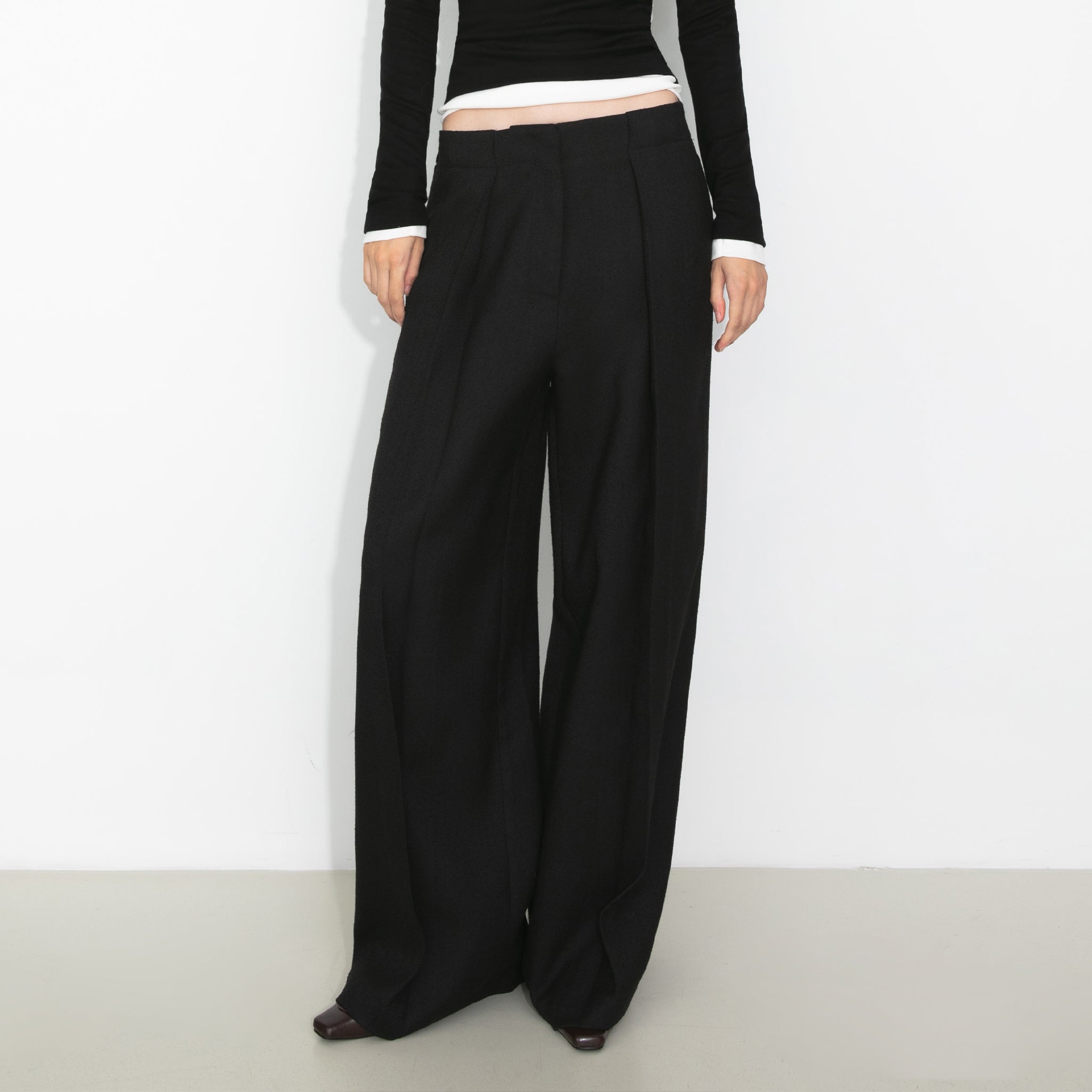 Draped Pleated Wide-Leg Pants-3