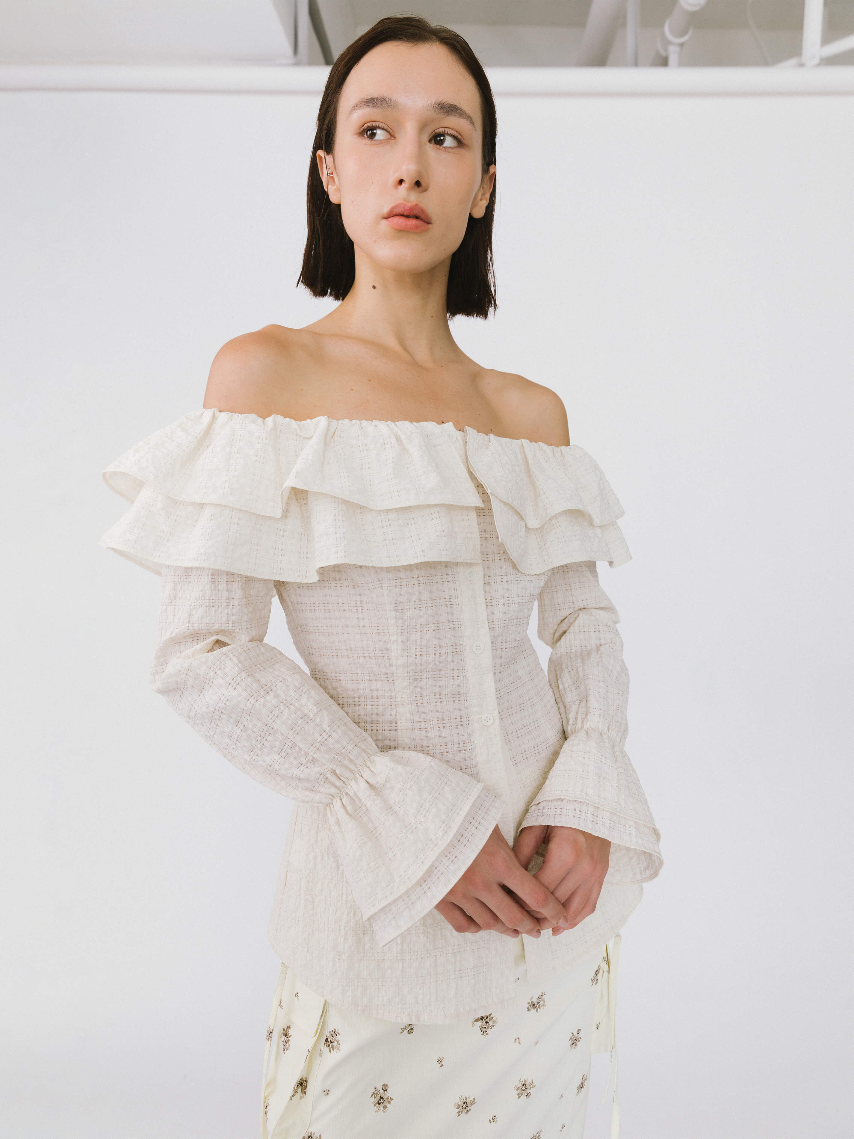 Frills Volume Off Neckline Shirt-3