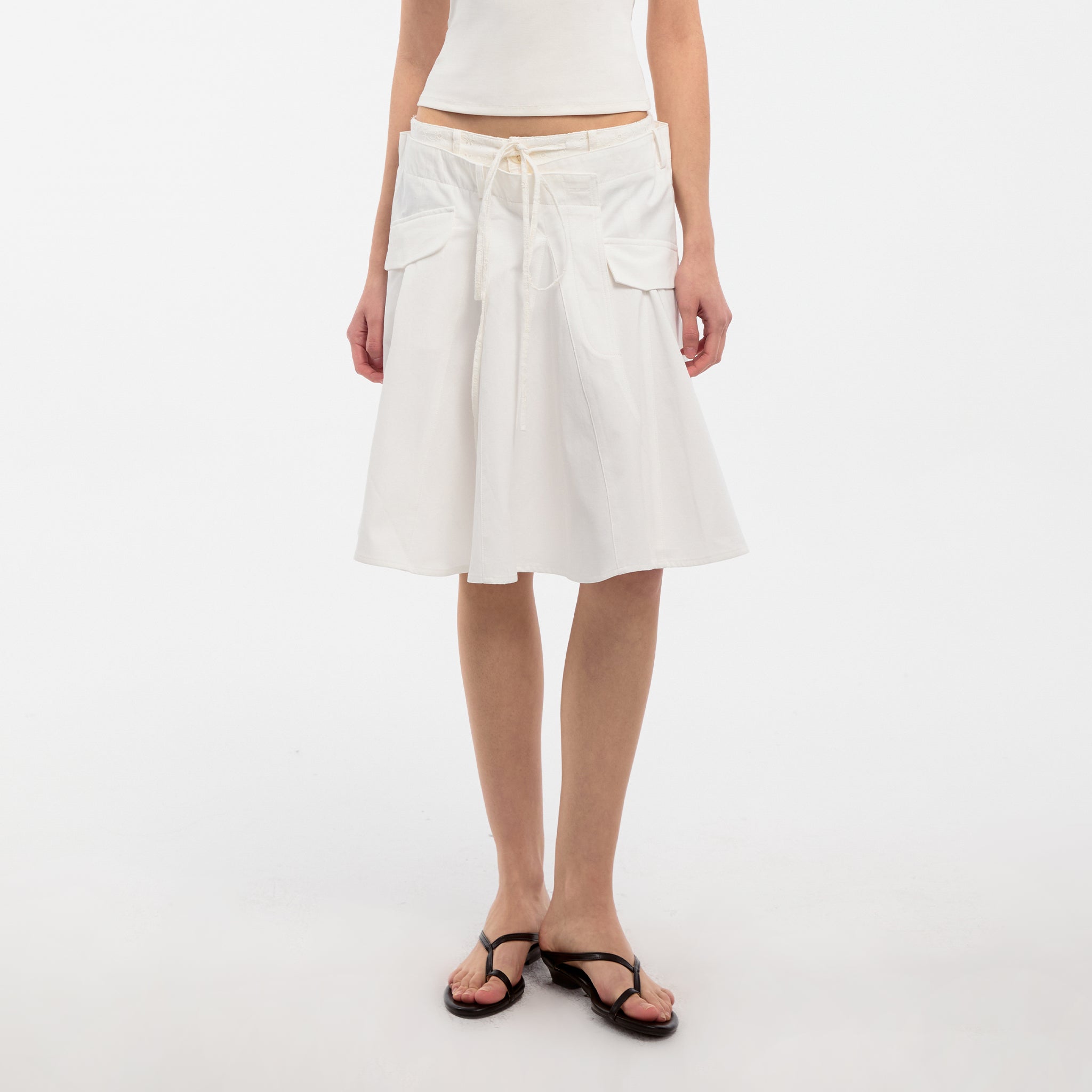 CUBIC Lace-Trimmed Drawstring Midi Skirt-3