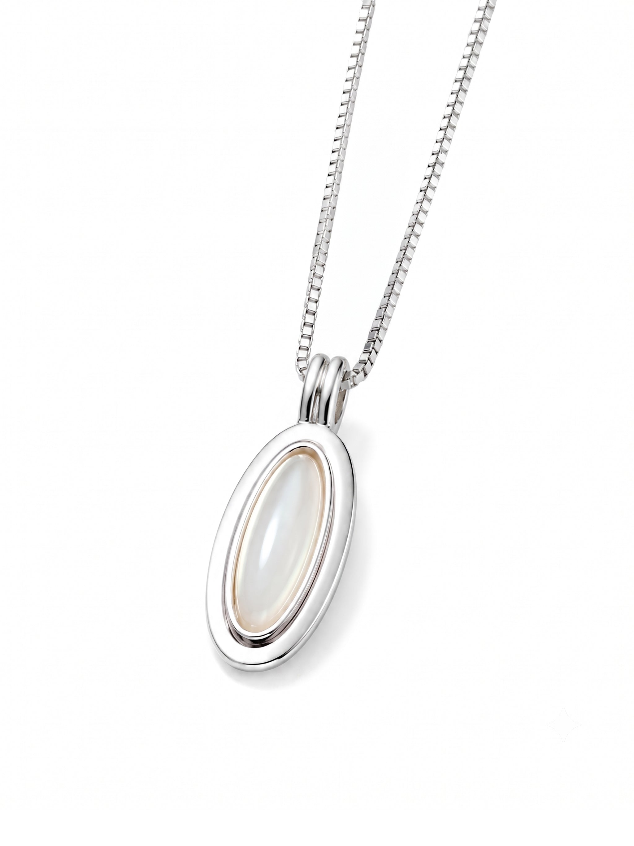 Oval Shell Silver Necklace-3
