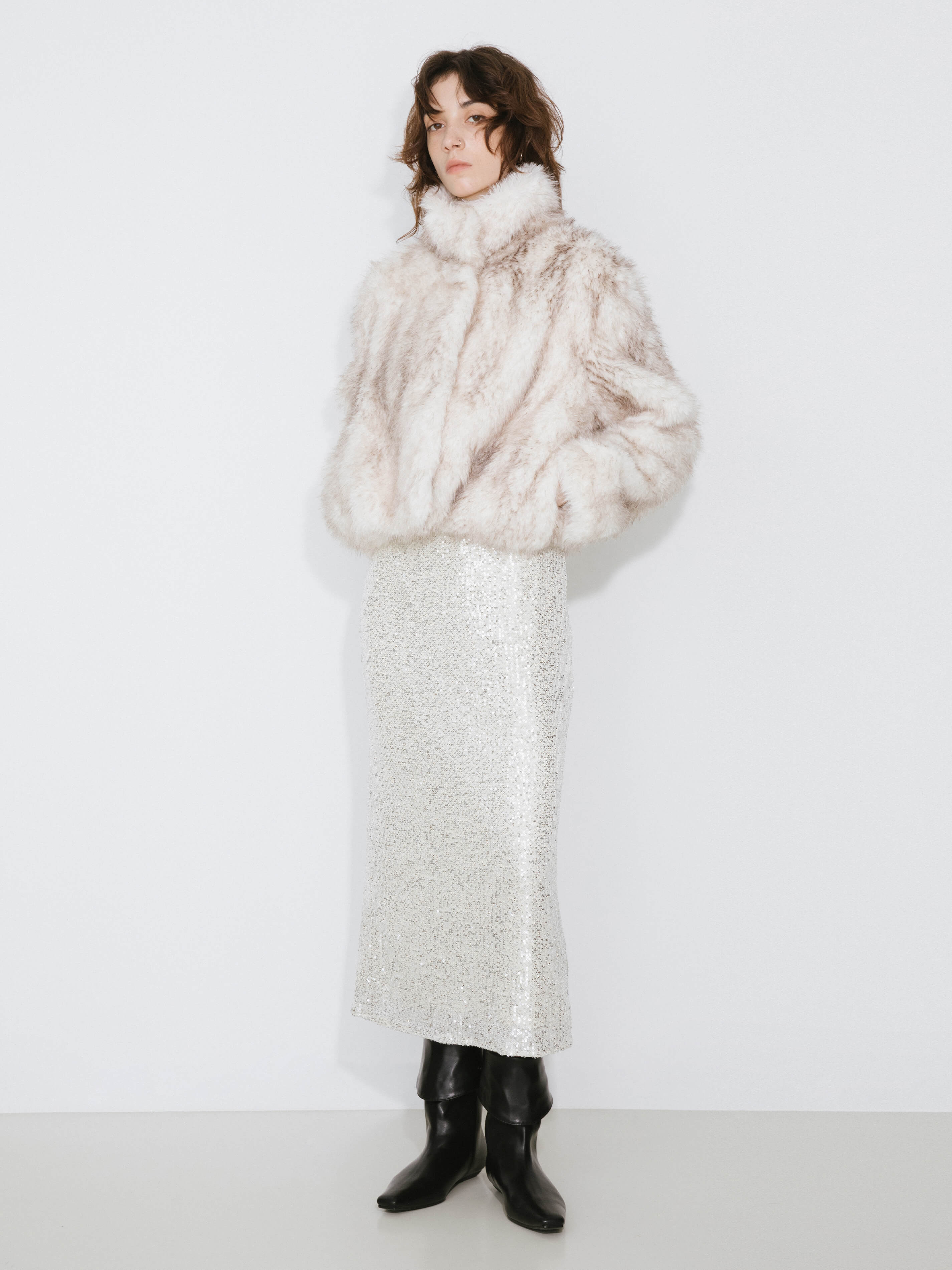 Faux Fur Short Coat-3