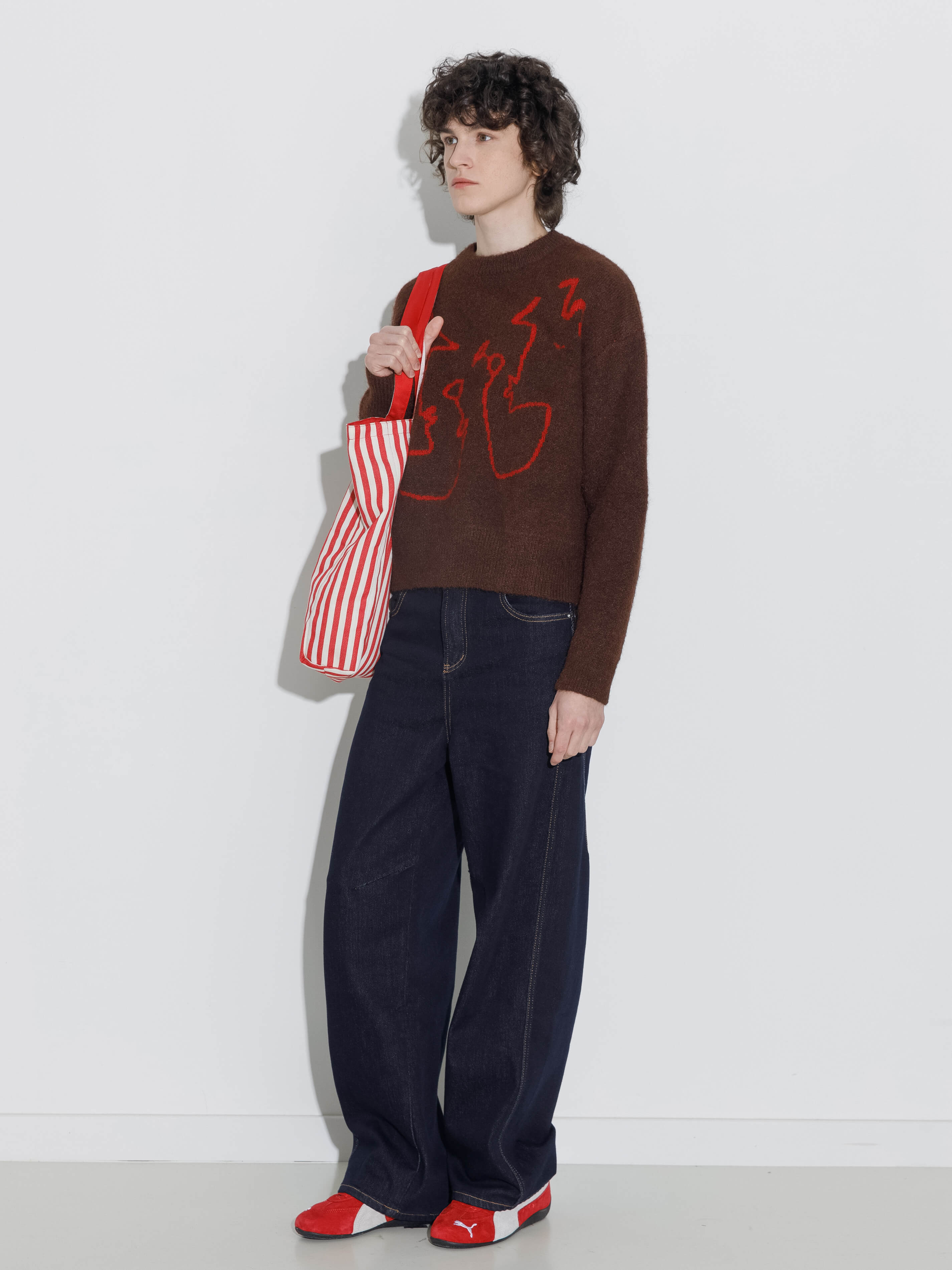 "CUBIC WINE CLUB" Sweater-4