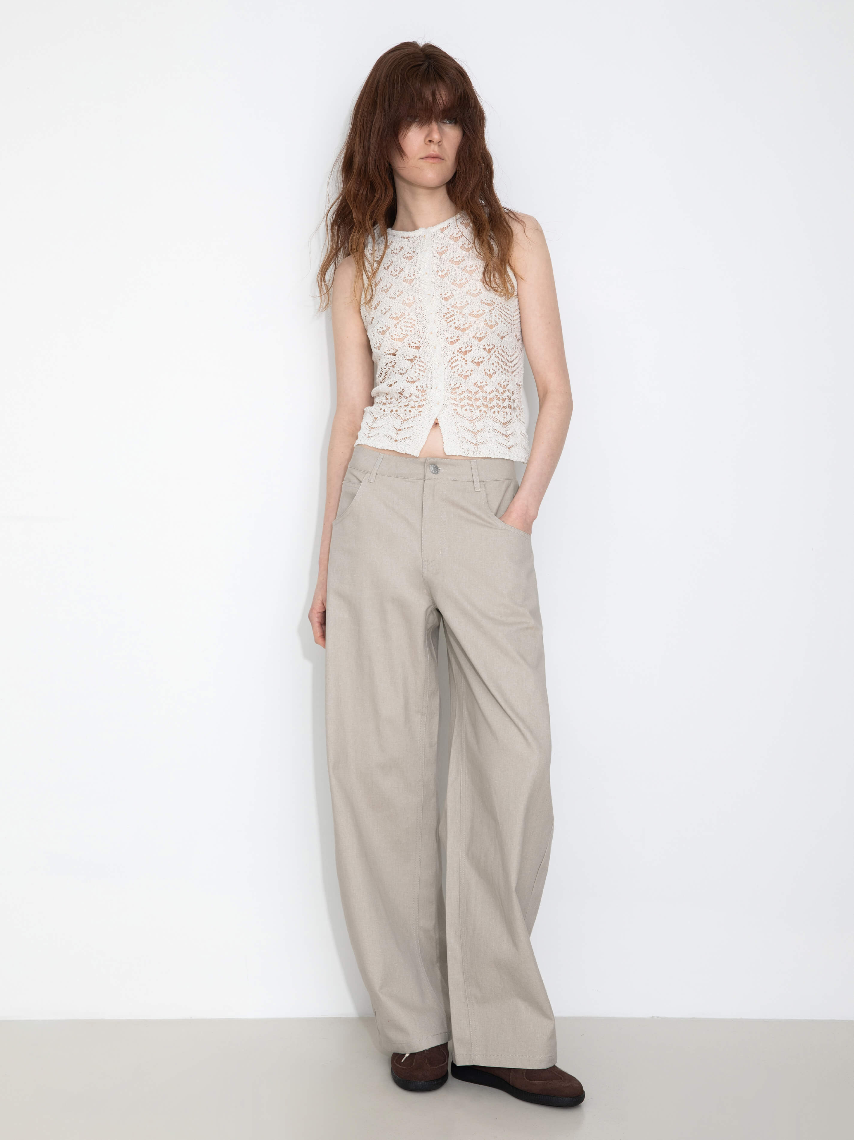 Hollow-Out Crochet Knit Sleeveless Top-3
