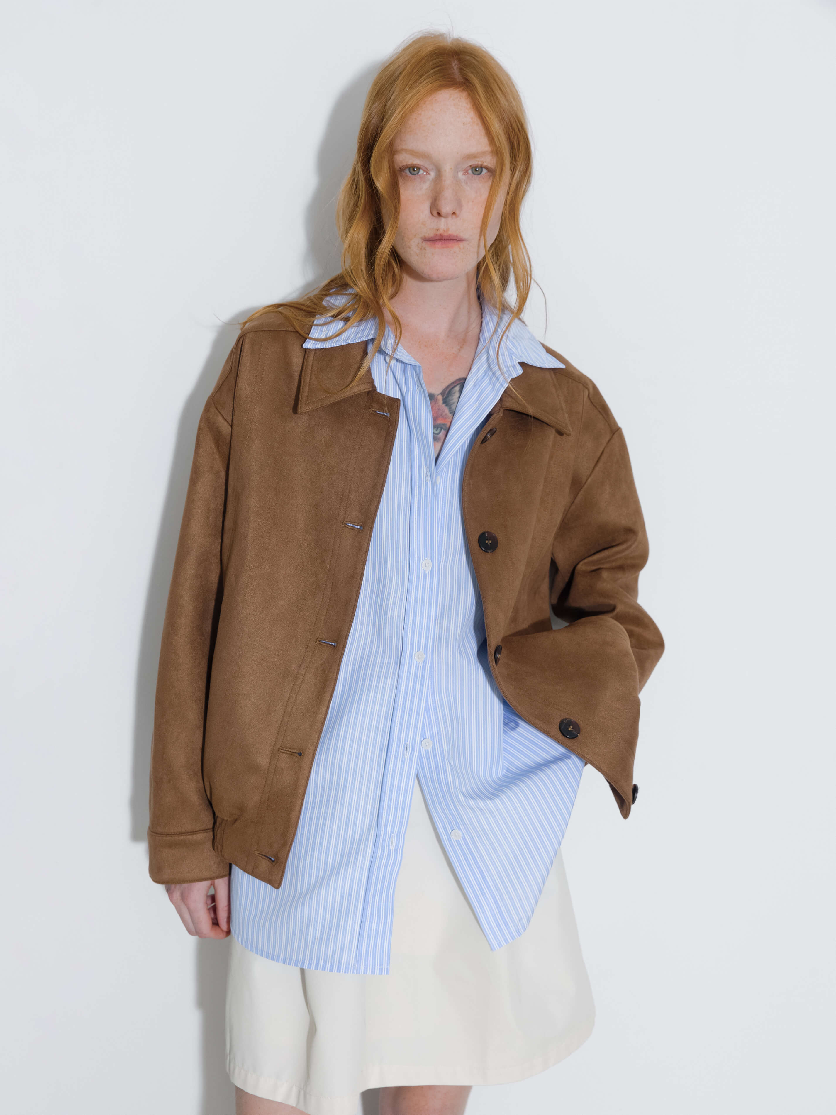 ONE BY CUBIC Elastic Hem Suede Jacket-3