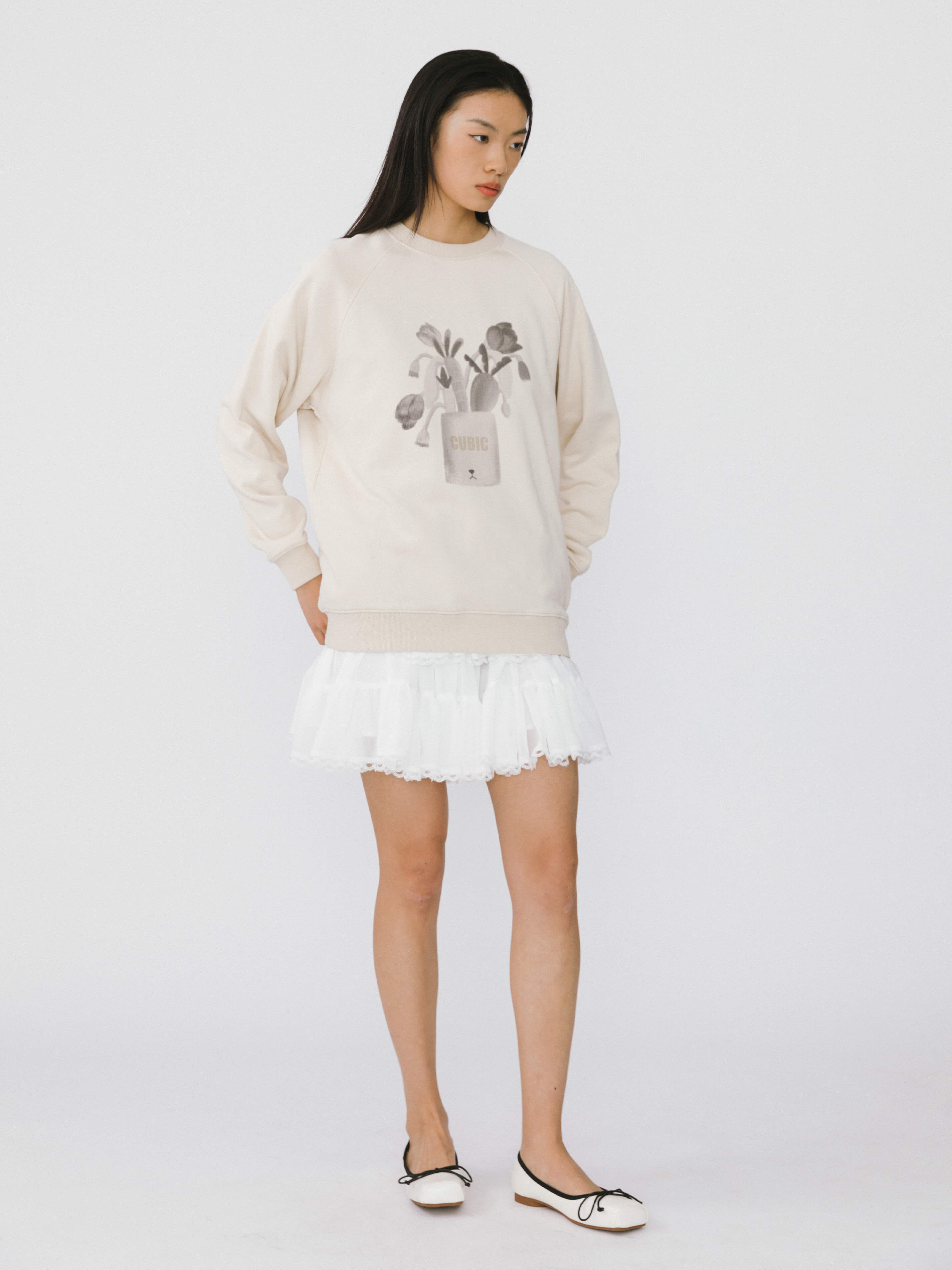 Round Neck Printed Sweatshirt-3
