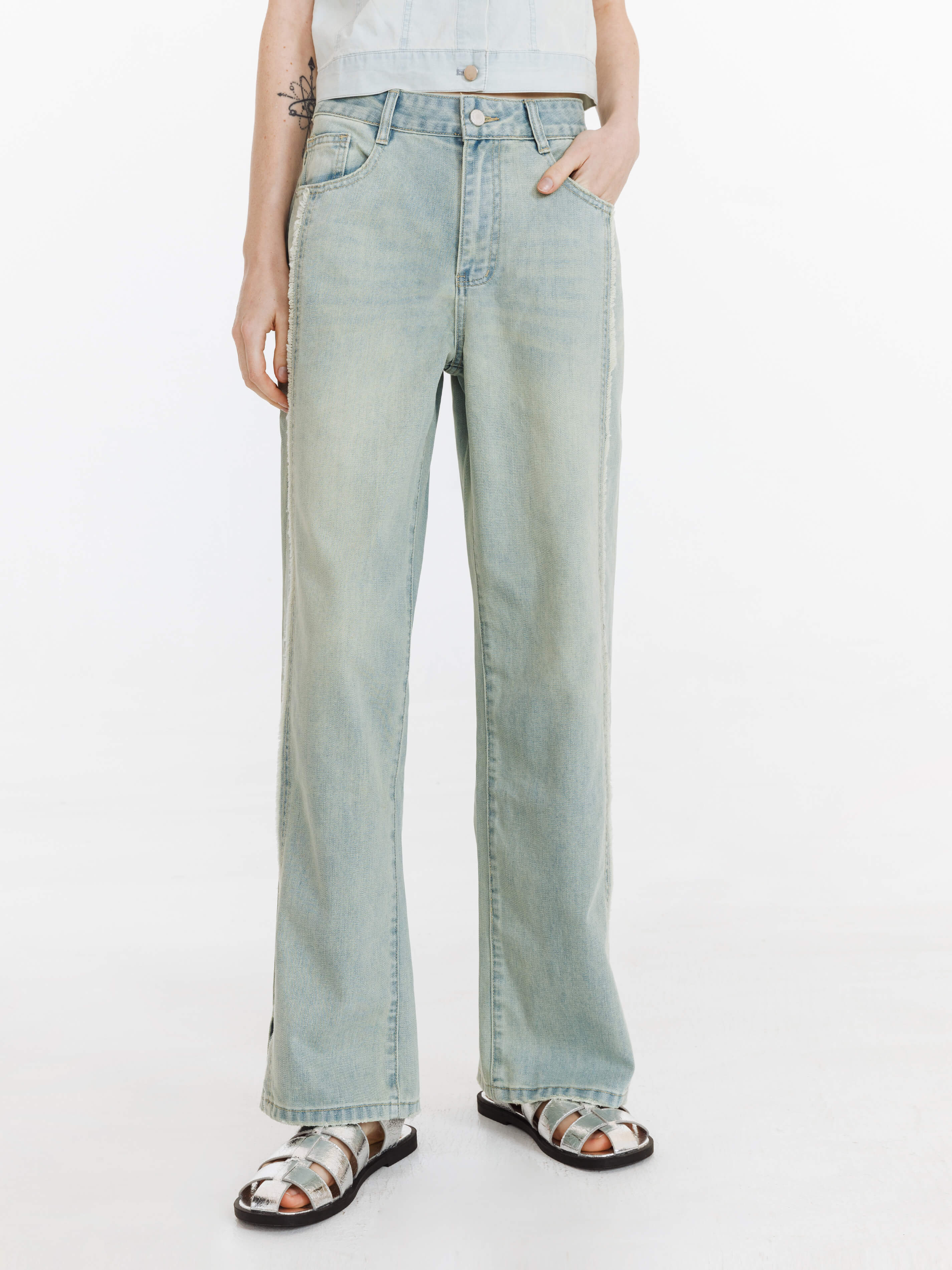 Fray Panelled Wide Leg Jeans-3