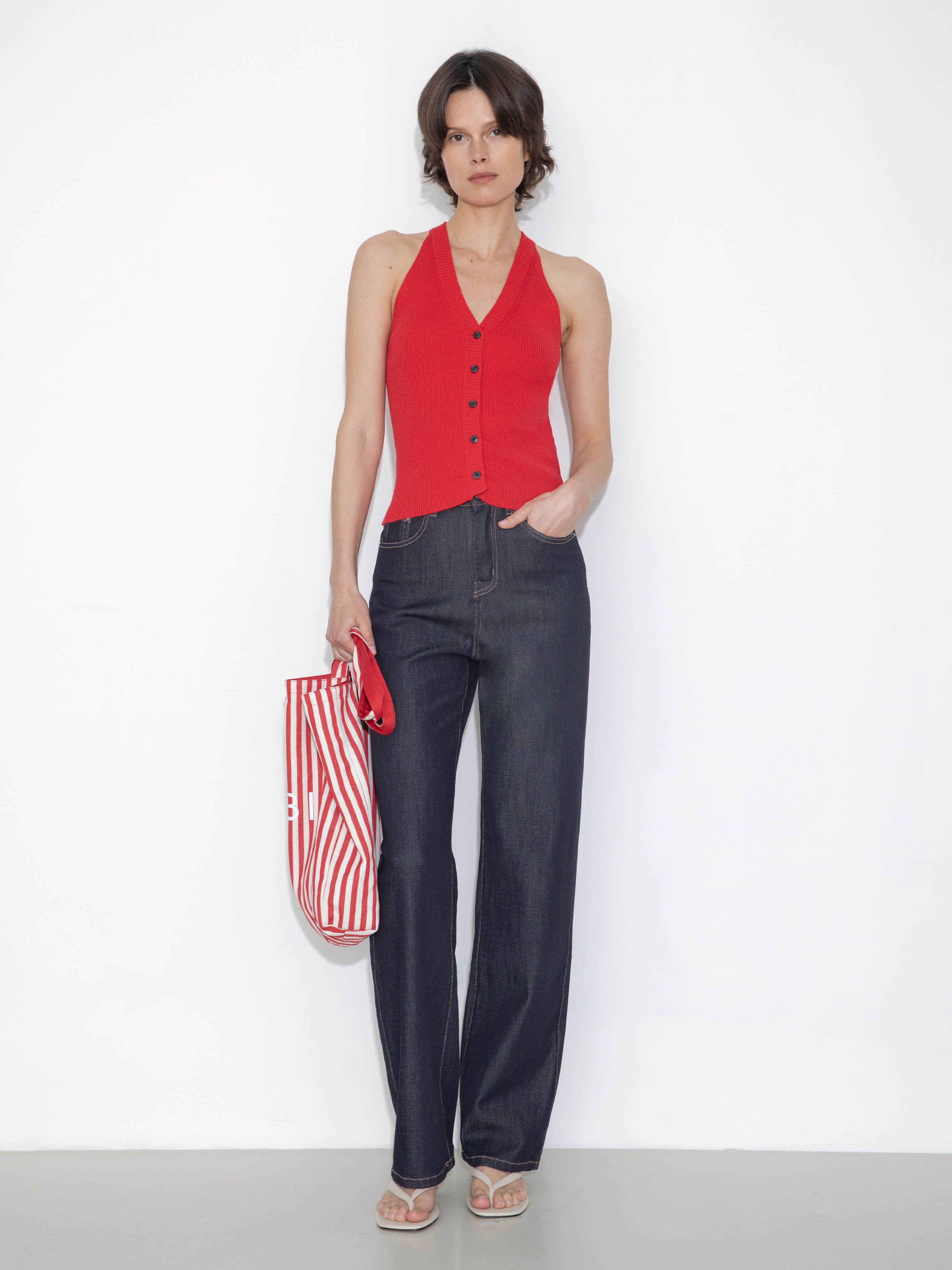 Straight-Leg Vintage Jeans-3