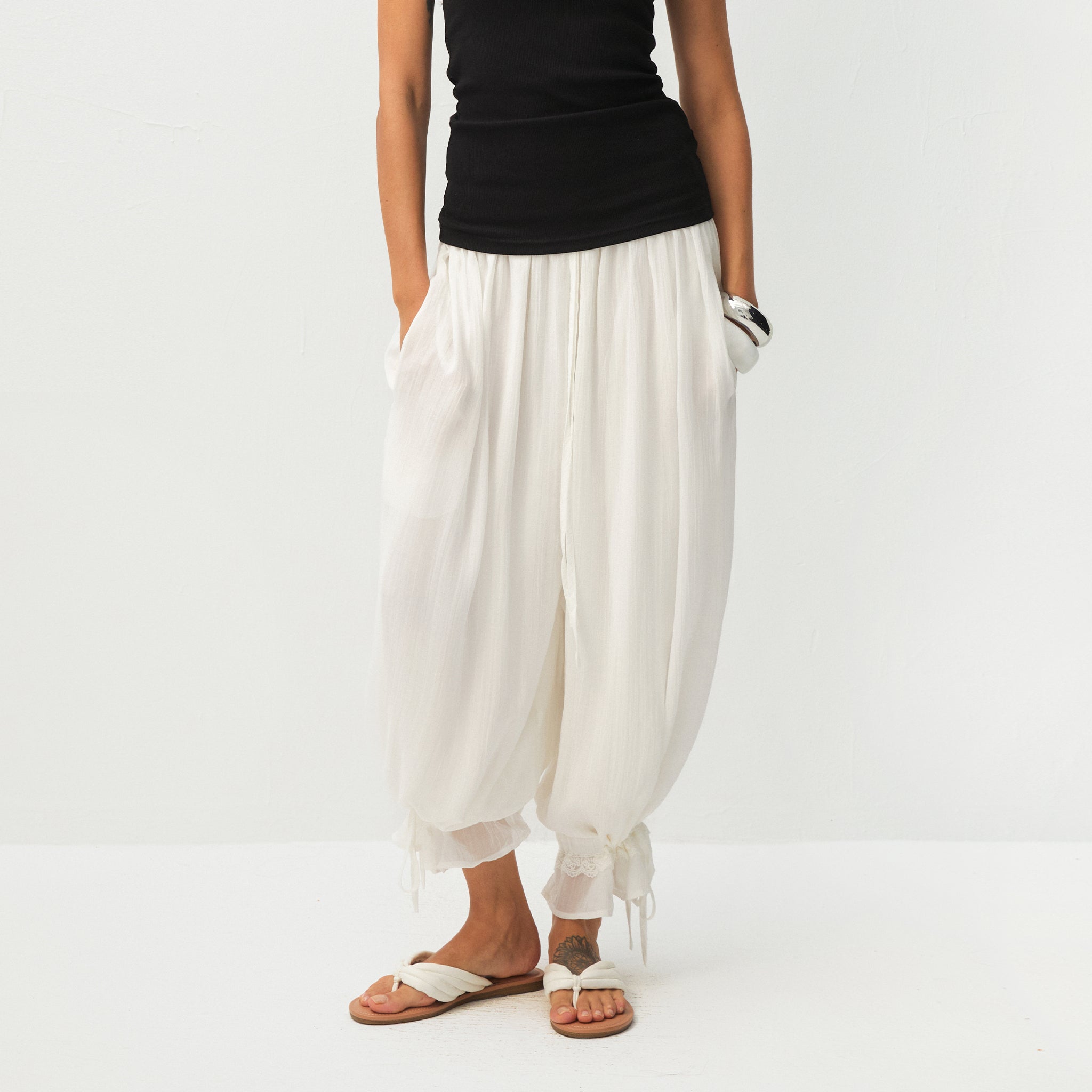CUBIC  Lyocell Lace Ruffled  Balloon Pants-3