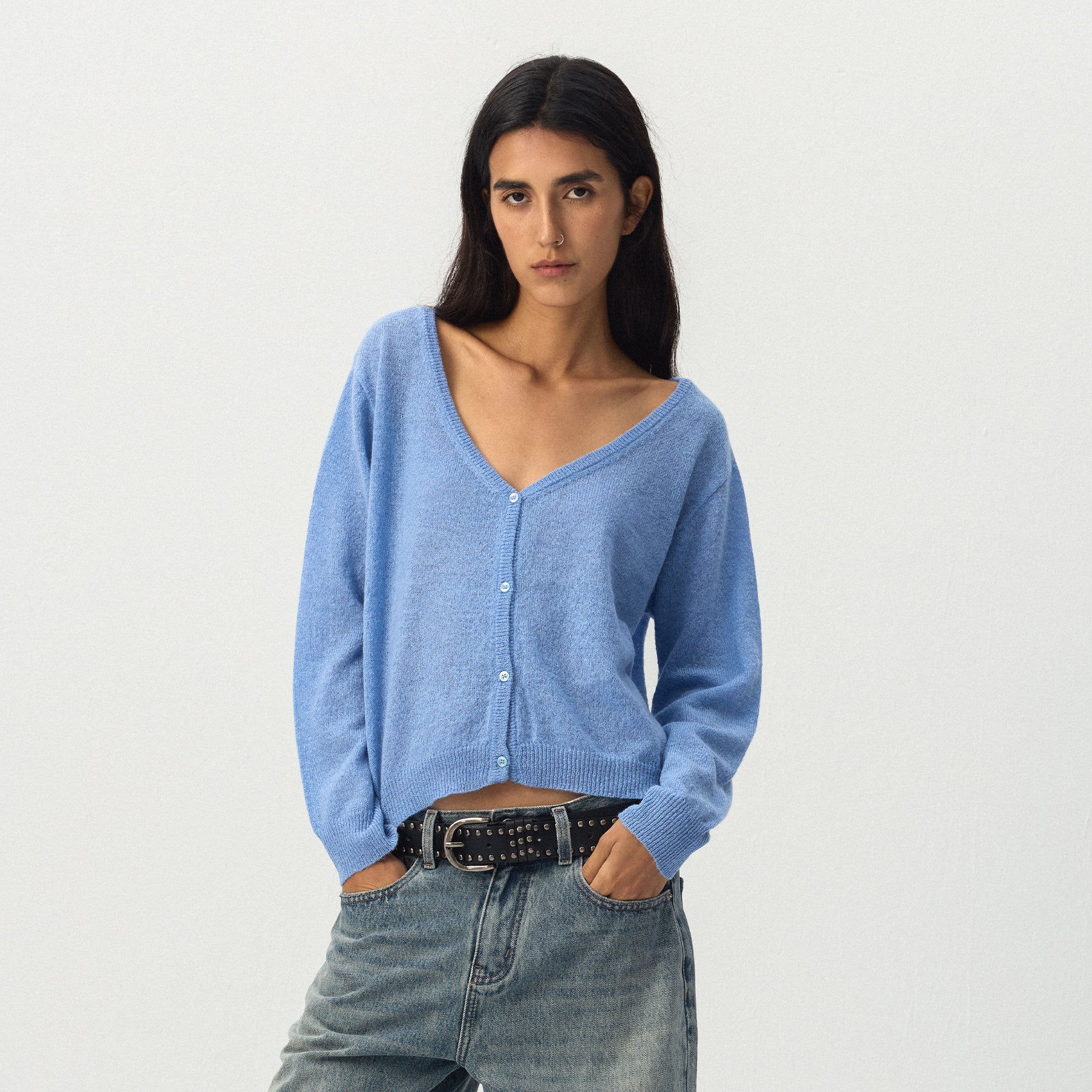 CUBIC Relaxed V-Neck Knit Cardigan-3