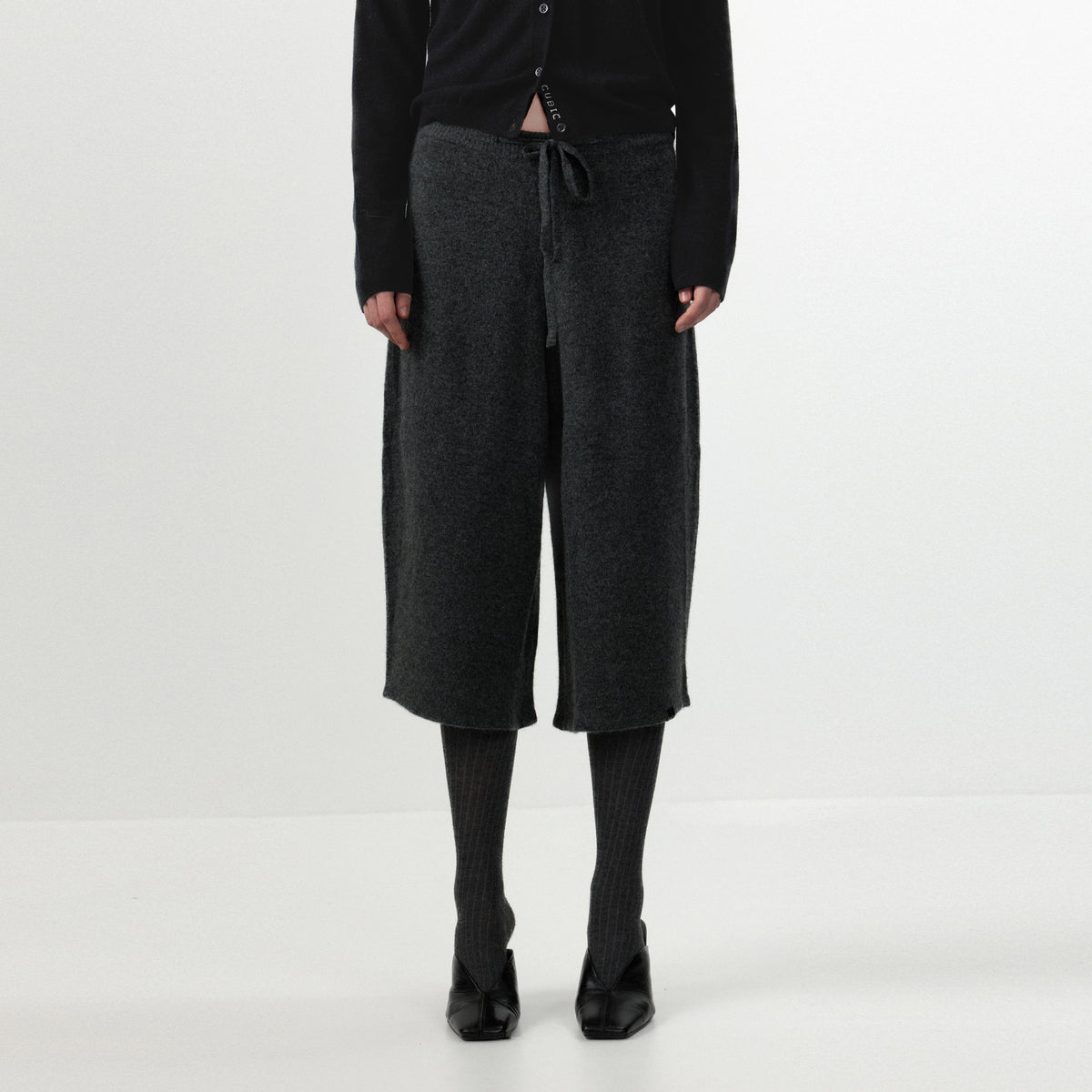 CUBIC 100% Wool Relaxed Straight Culottes