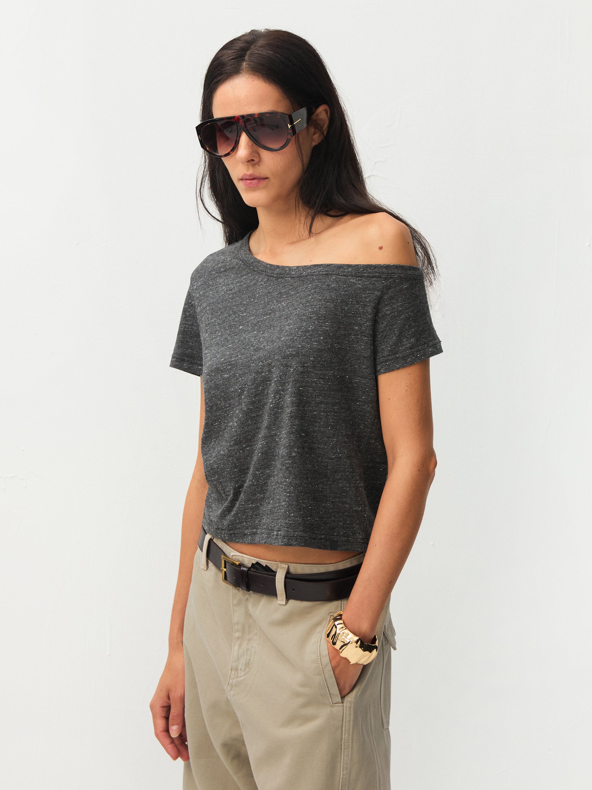 CUBIC Asymmetric Cold-Shoulder T-Shirt-4