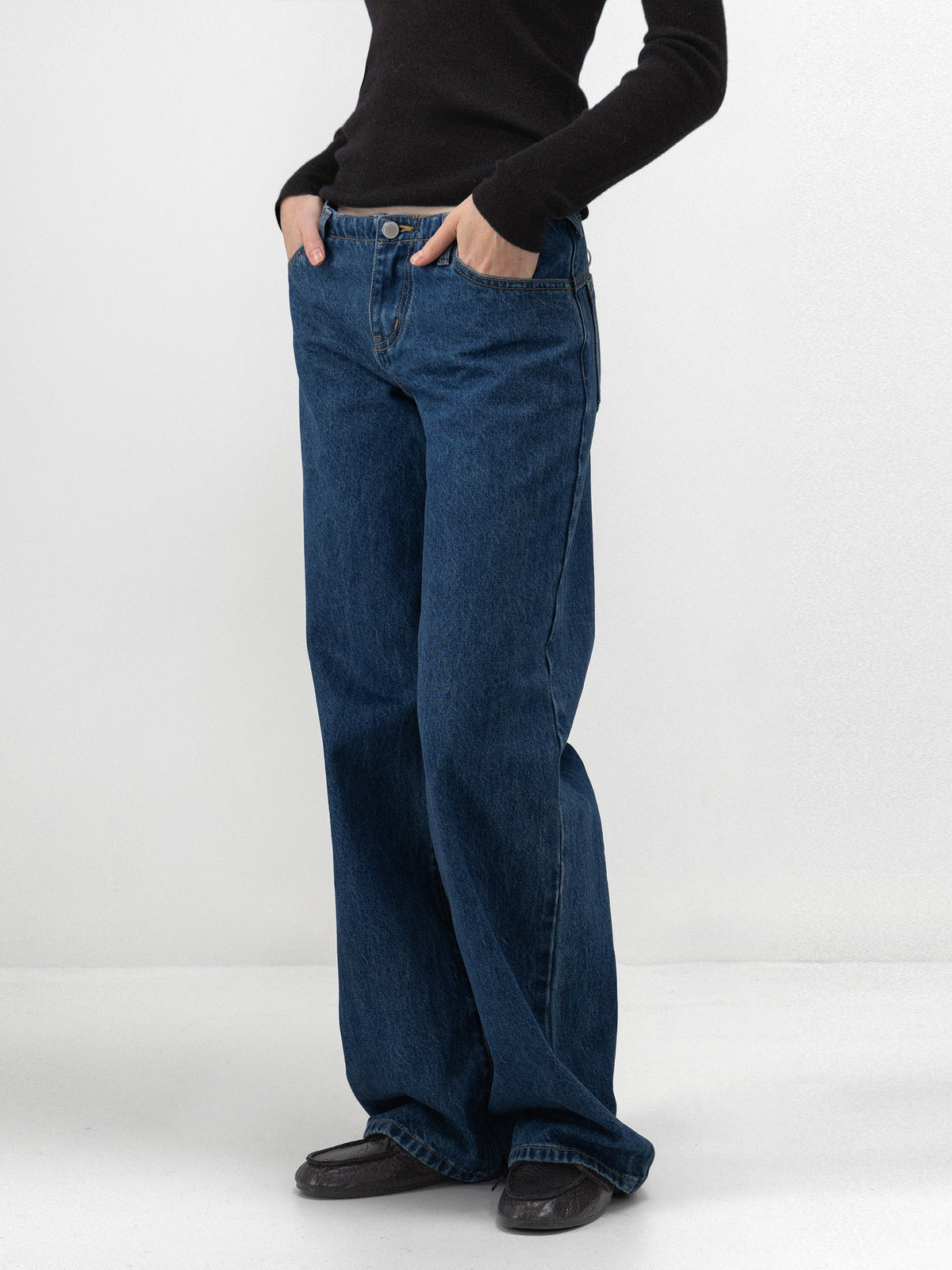 CUBIC Mid-Low Rise Vintage Wash Straight-Leg Jeans-4