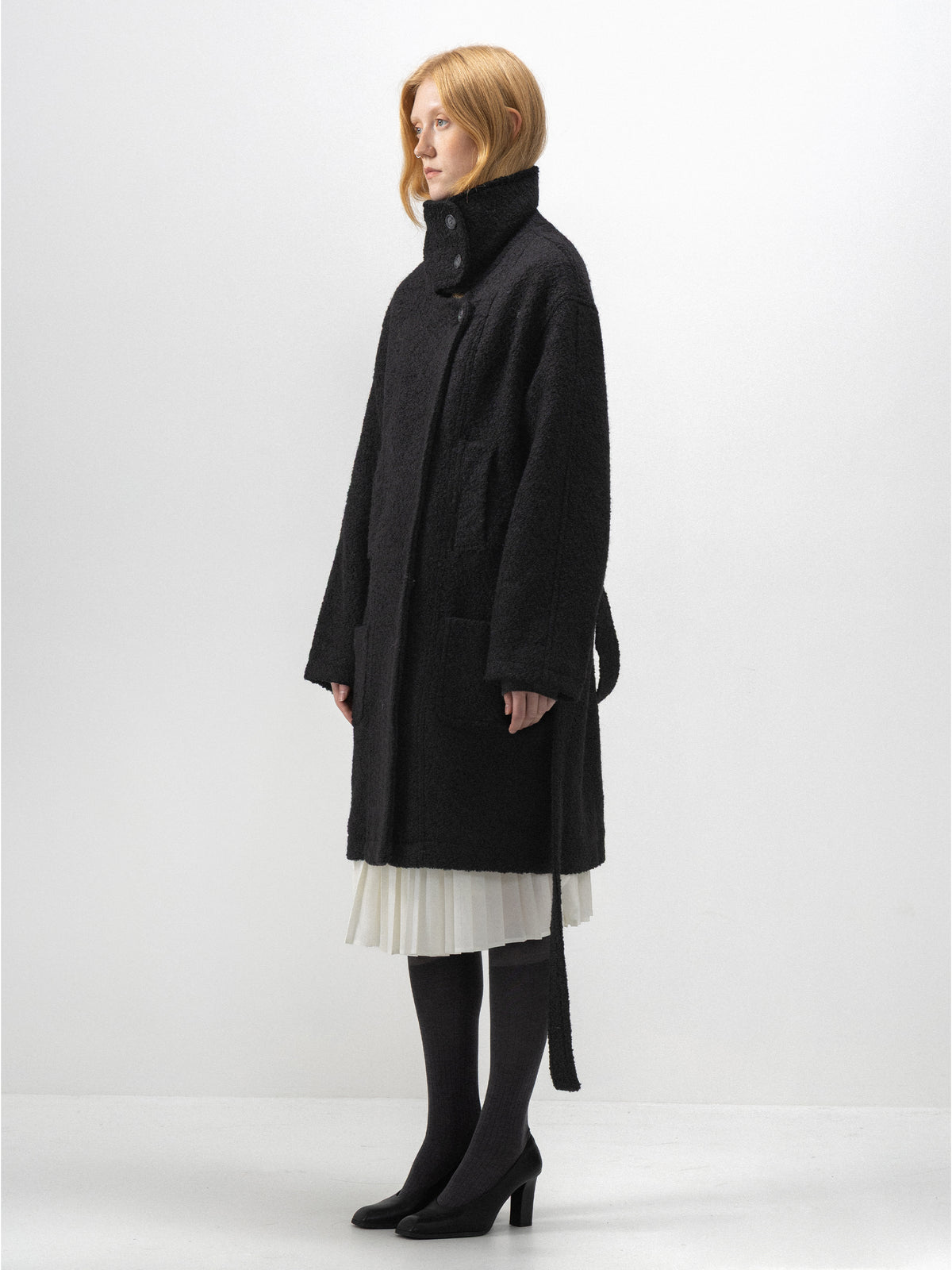 CUBIC Stand-Collar Cape-Style Wool Coat-4
