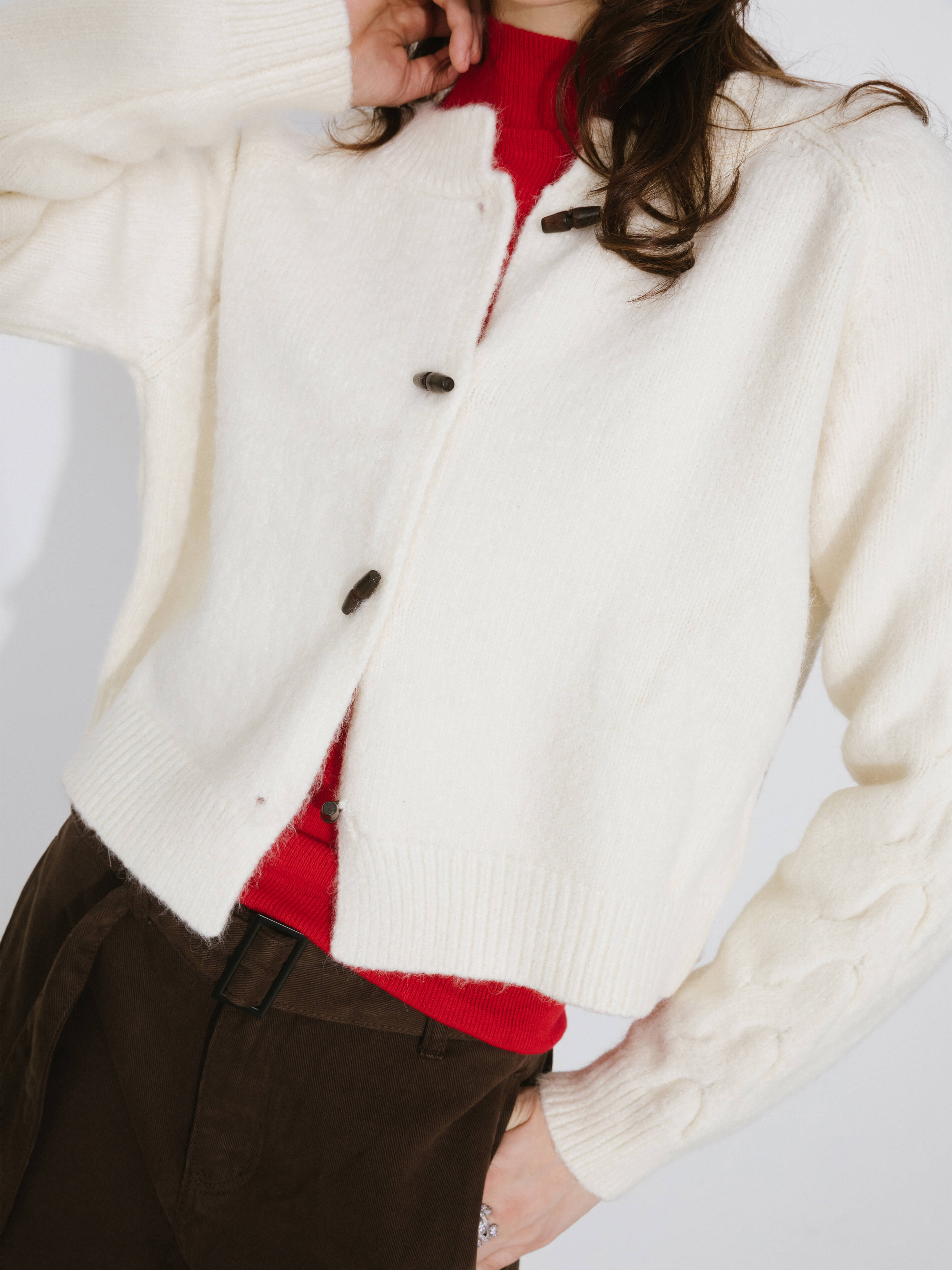 Crew Neck Short Knit Cardigan-5